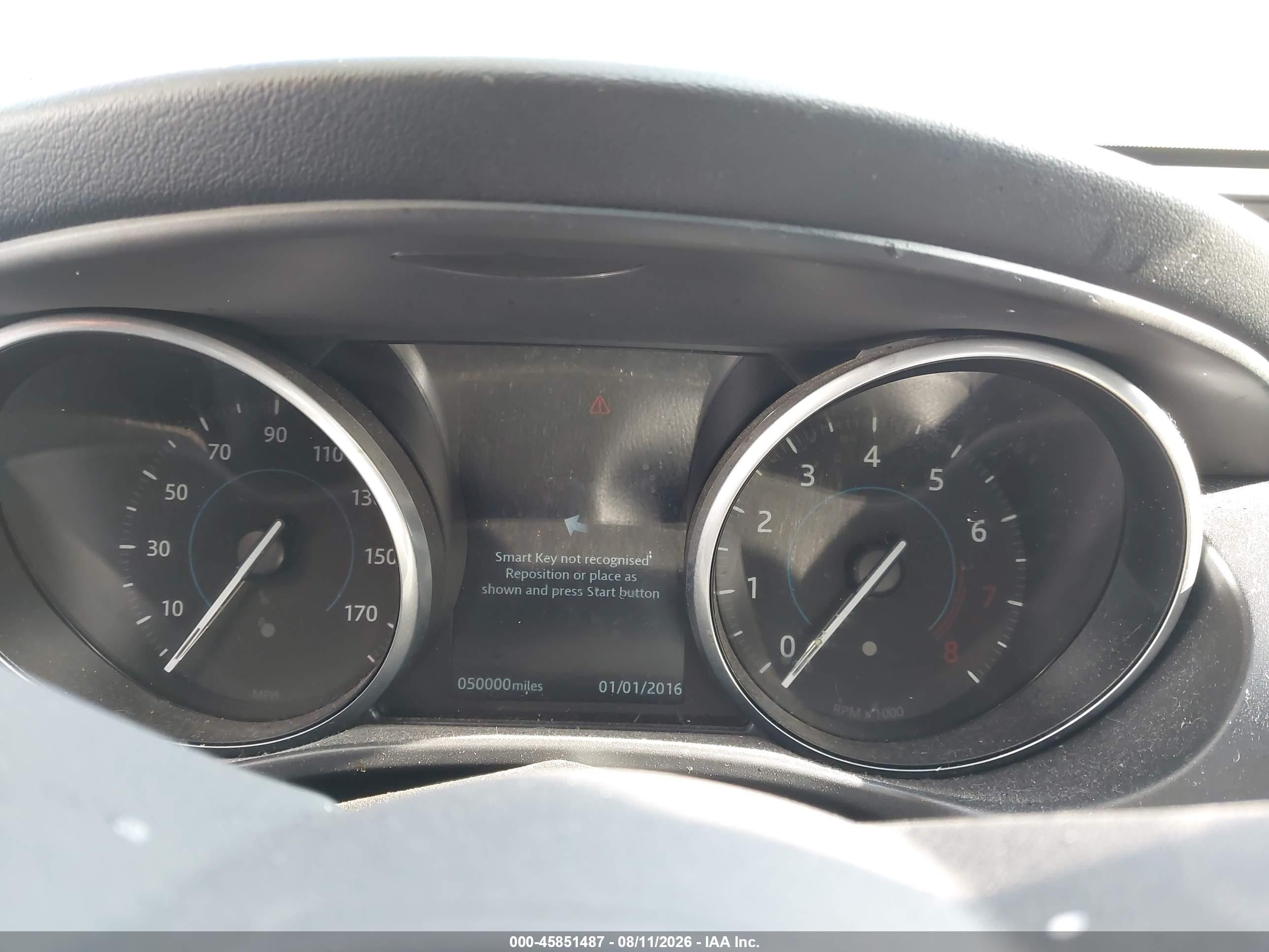 2018 Jaguar Xe VIN SAJAD4FX8JCP25318 IAAI salvage auction — Side, Salvage (California), sold $1,650 on 2026-09-06 (photo 7)