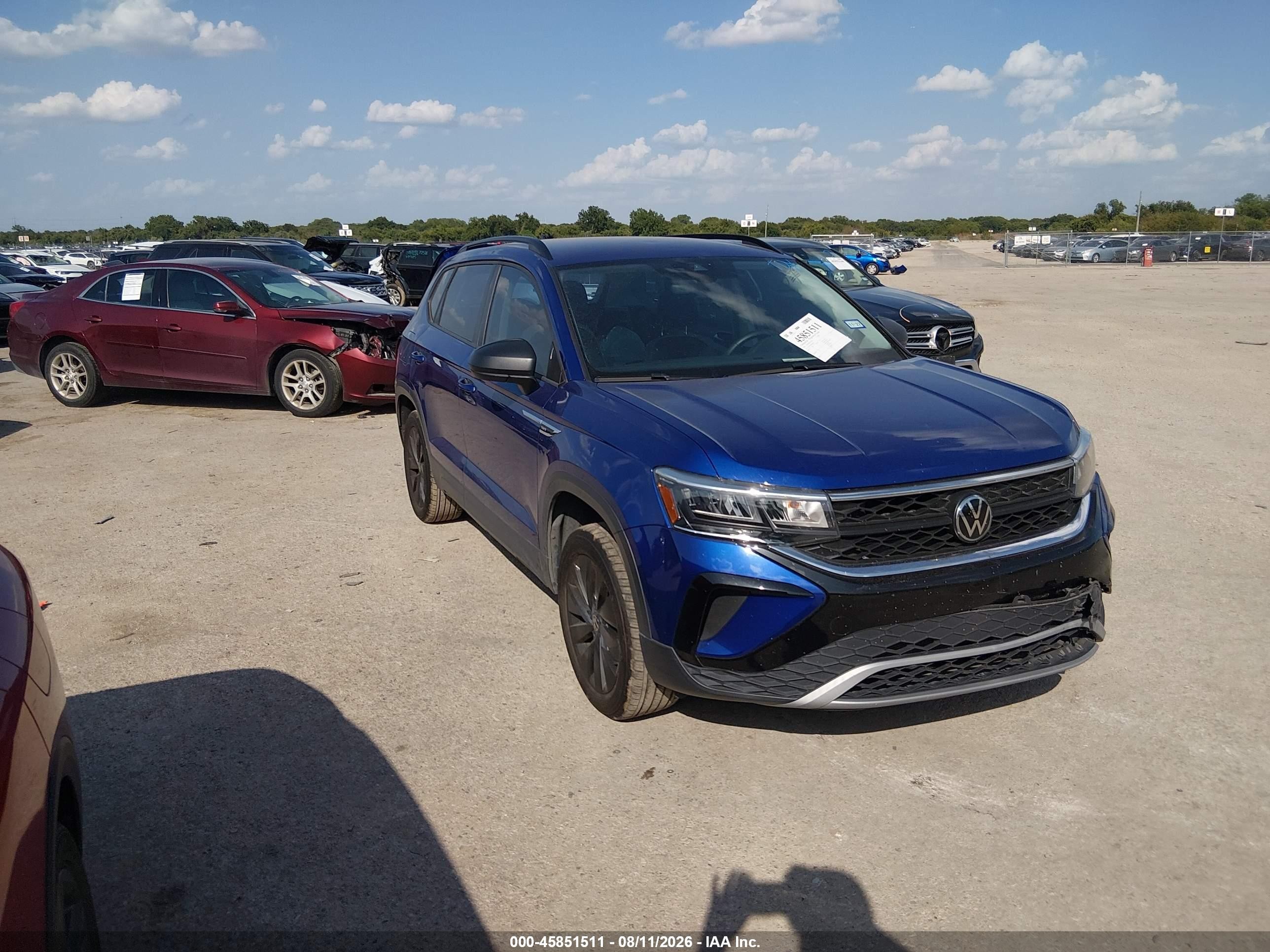 2024 Volkswagen Taos VIN 3VV5X7B27RM104957 — IAAI salvage auction photo