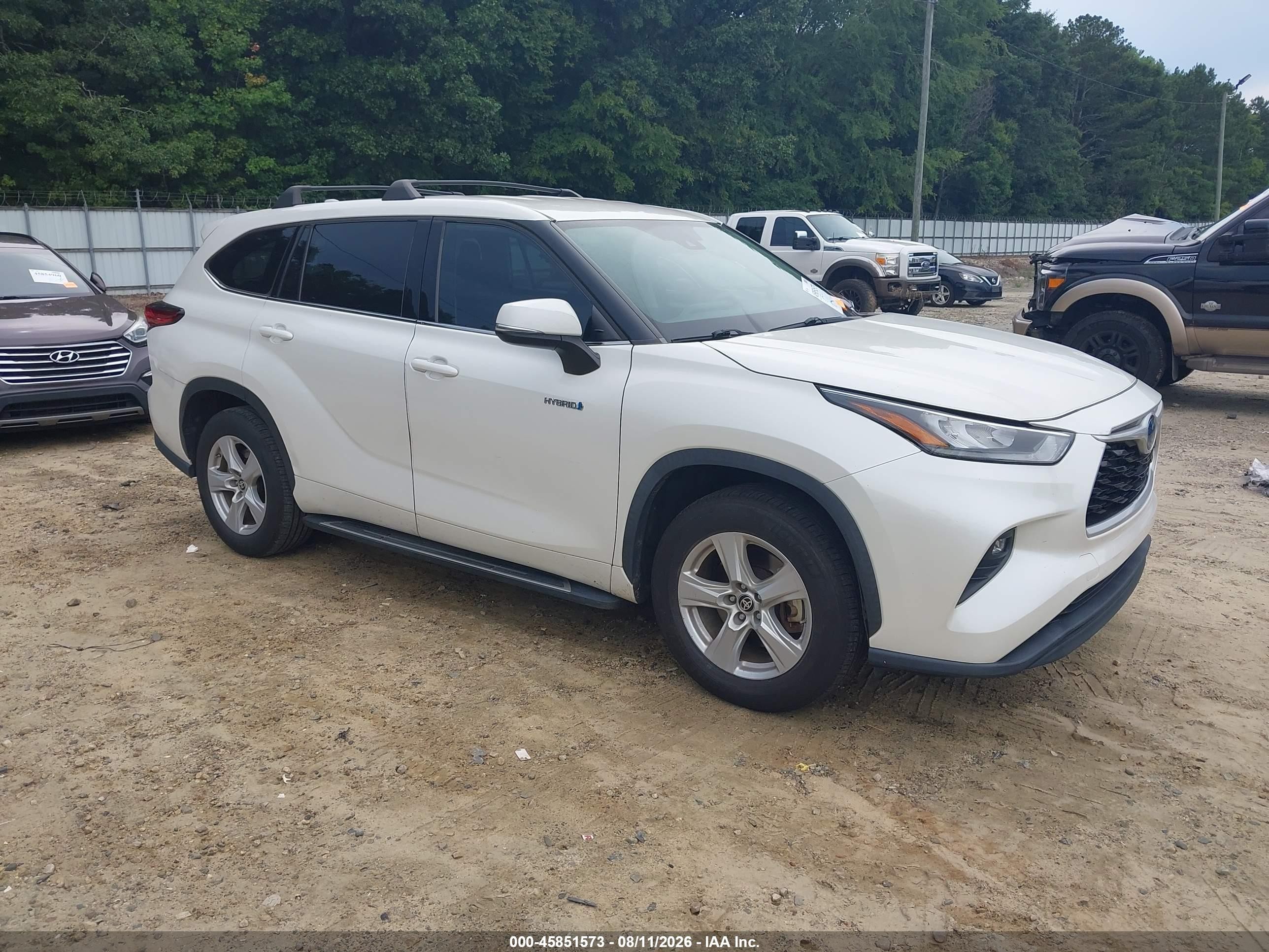 2020 Toyota Highlander Hybrid VIN 5TDZARAH0LS502697 — IAAI salvage auction photo