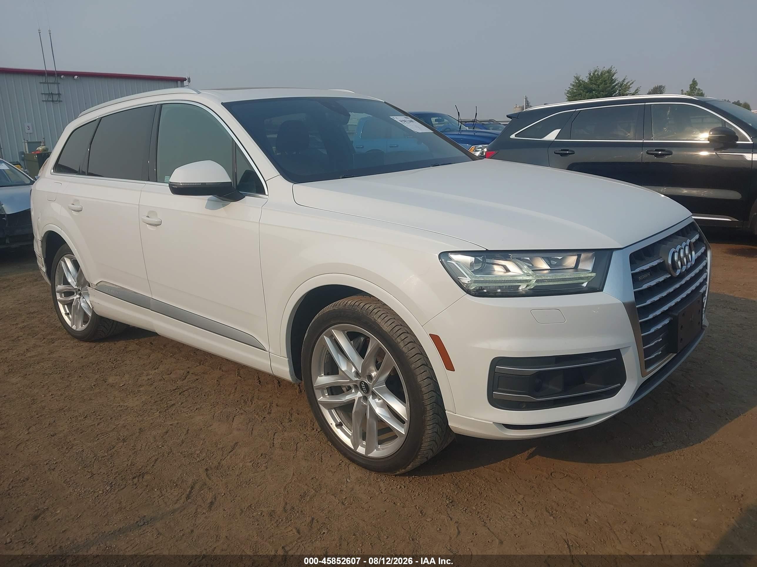 2018 Audi Q7 VIN WA1VAAF72JD042526 — IAAI salvage auction photo