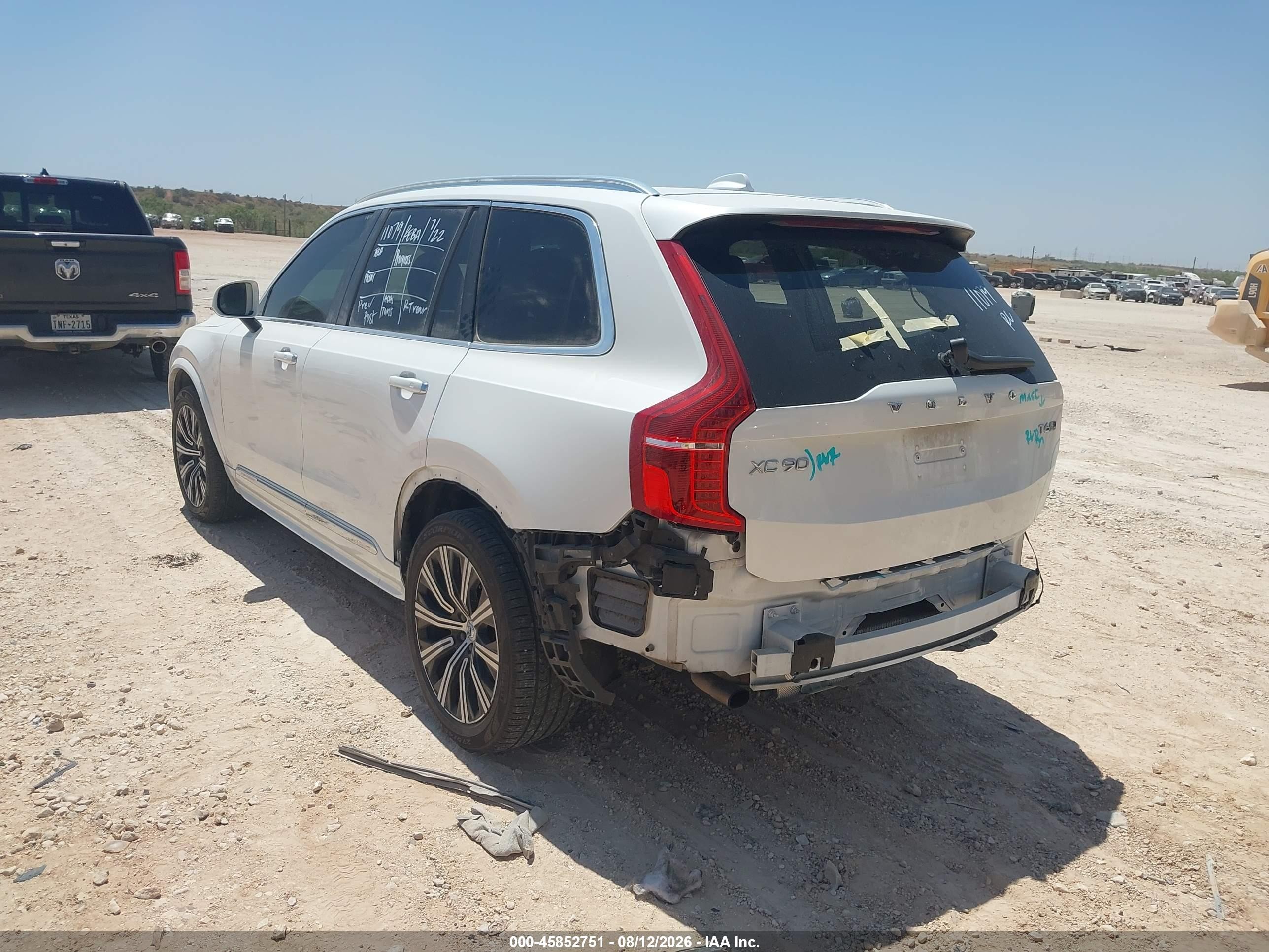 2020 Volvo Xc90 VIN YV4A22PL3L1575134 IAAI salvage auction — Side, Original (Texas), sold $7,600 on 2026-09-25 (photo 3)