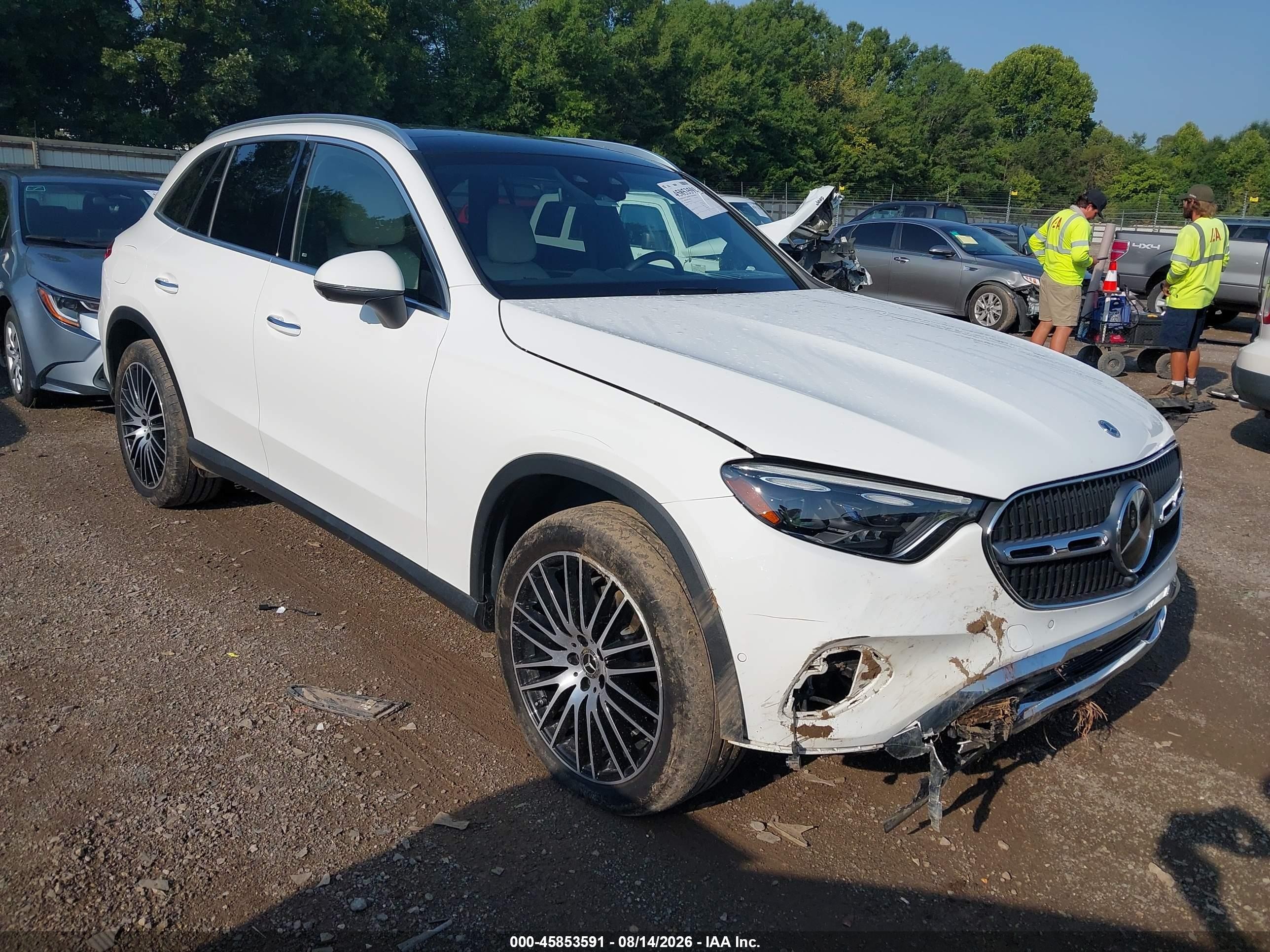 2024 Mercedes-Benz GLC-Class VIN W1NKM4HB1RF211527 — IAAI salvage auction photo