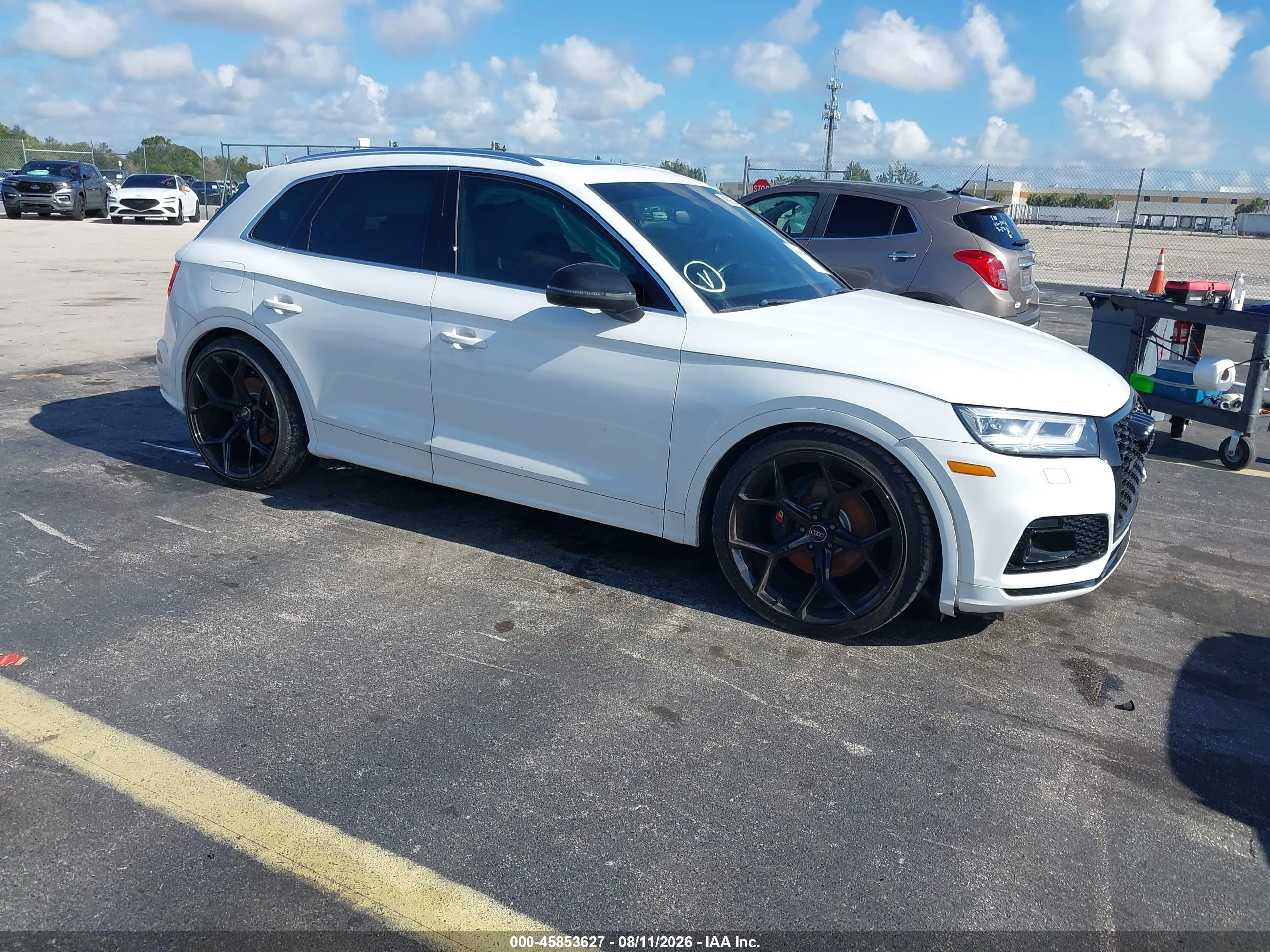 2019 Audi SQ5 VIN WA1A4AFY8K2063392 — IAAI salvage auction photo