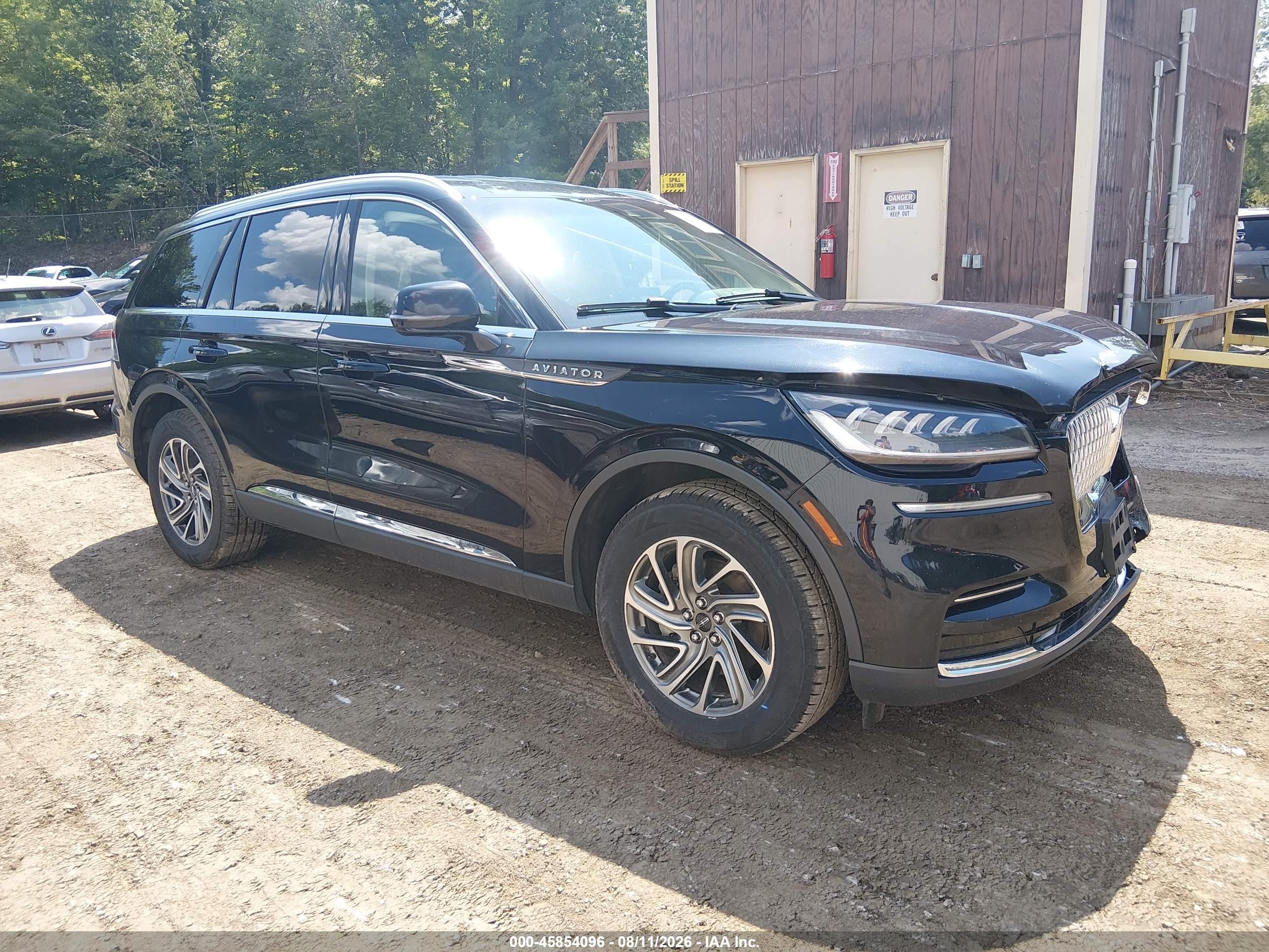 2024 Lincoln Aviator VIN 5LM5J0XC6RGL03641 — IAAI salvage auction photo