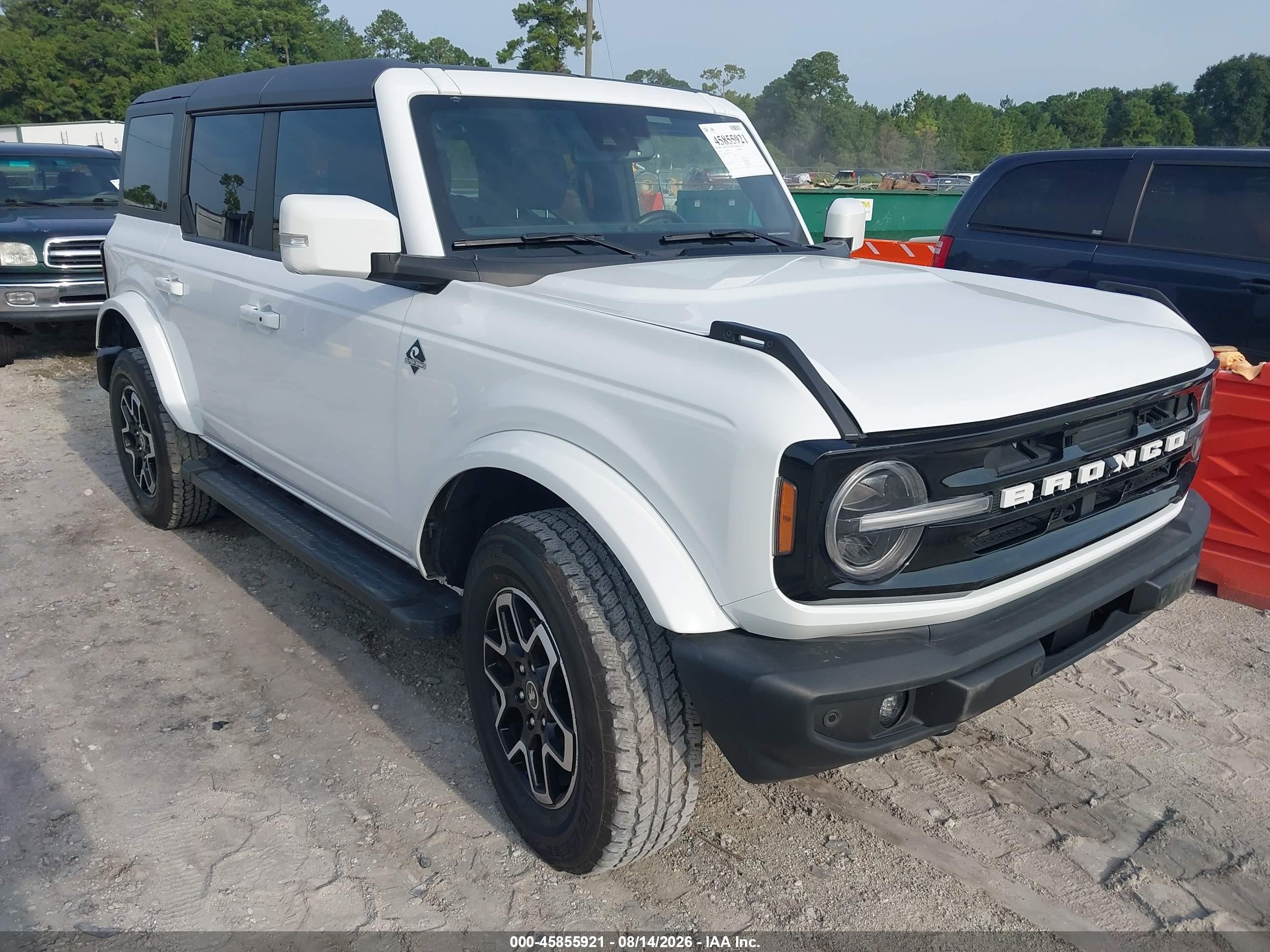 2024 Ford Bronco VIN 1FMDE8BH4RLA51996 IAAI salvage auction — Side, Salvage (North Carolina), sold $18,100 on 2026-09-04 (photo 1)