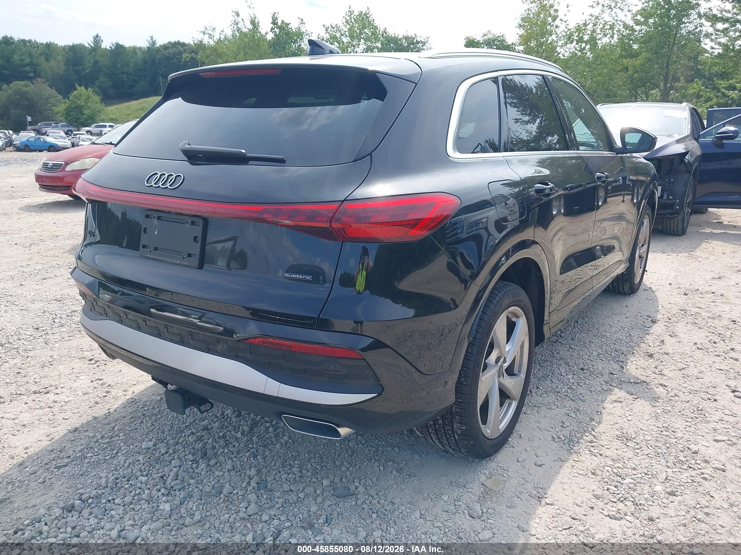 2025 Audi Q5 VIN WA12AAGU4S2075287 IAAI salvage auction — Mechanical, Salvage (Massachusetts), sold $20,200 on 2026-10-06 (photo 4)