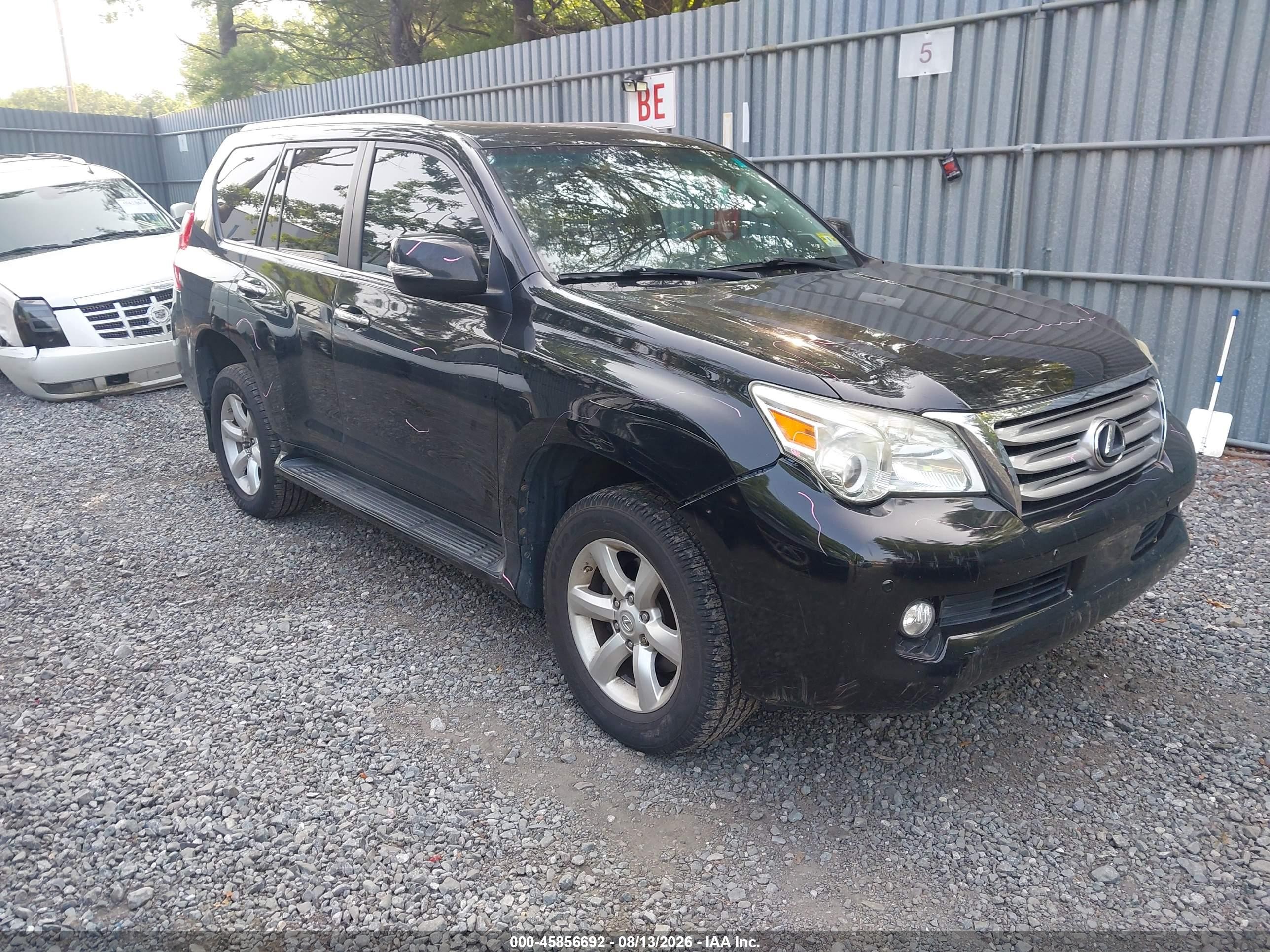 2011 Lexus GX 460 VIN JTJBM7FX5B5020323 — IAAI salvage auction photo