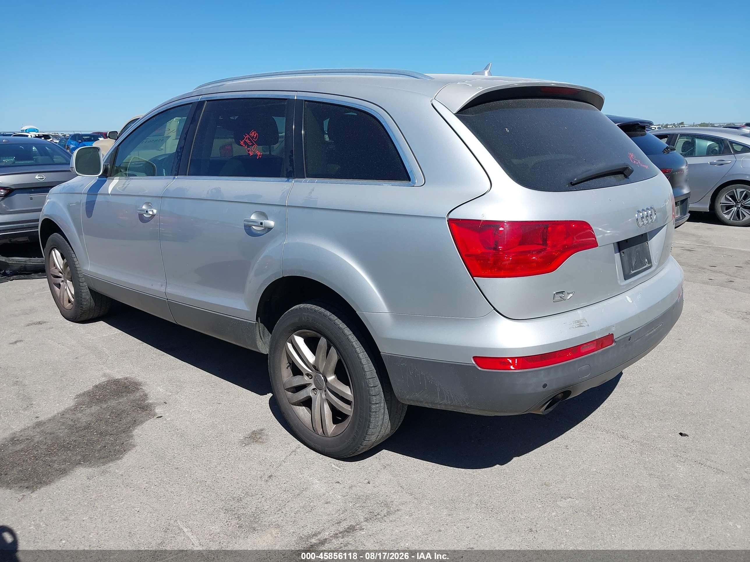 2008 Audi Q7 VIN WA1BY74LX8D059683 IAAI salvage auction — Side, Original (Texas), sold $675 on 2026-09-25 (photo 3)