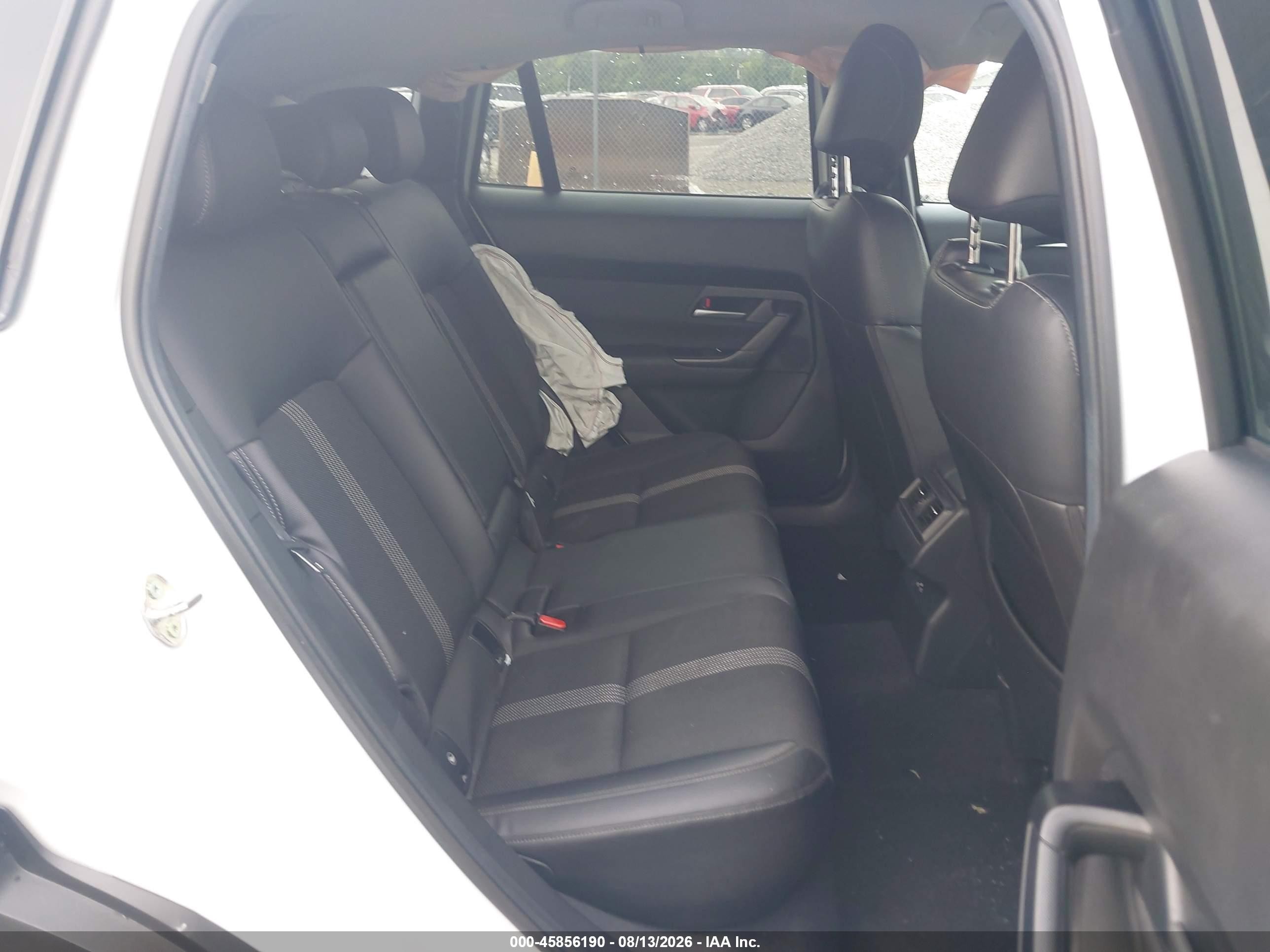 2025 Mazda Cx-50 VIN 7MMVABAM6SN363277 IAAI salvage auction — Front End, Salvage (Kentucky), sold $9,900 on 2026-10-03 (photo 8)