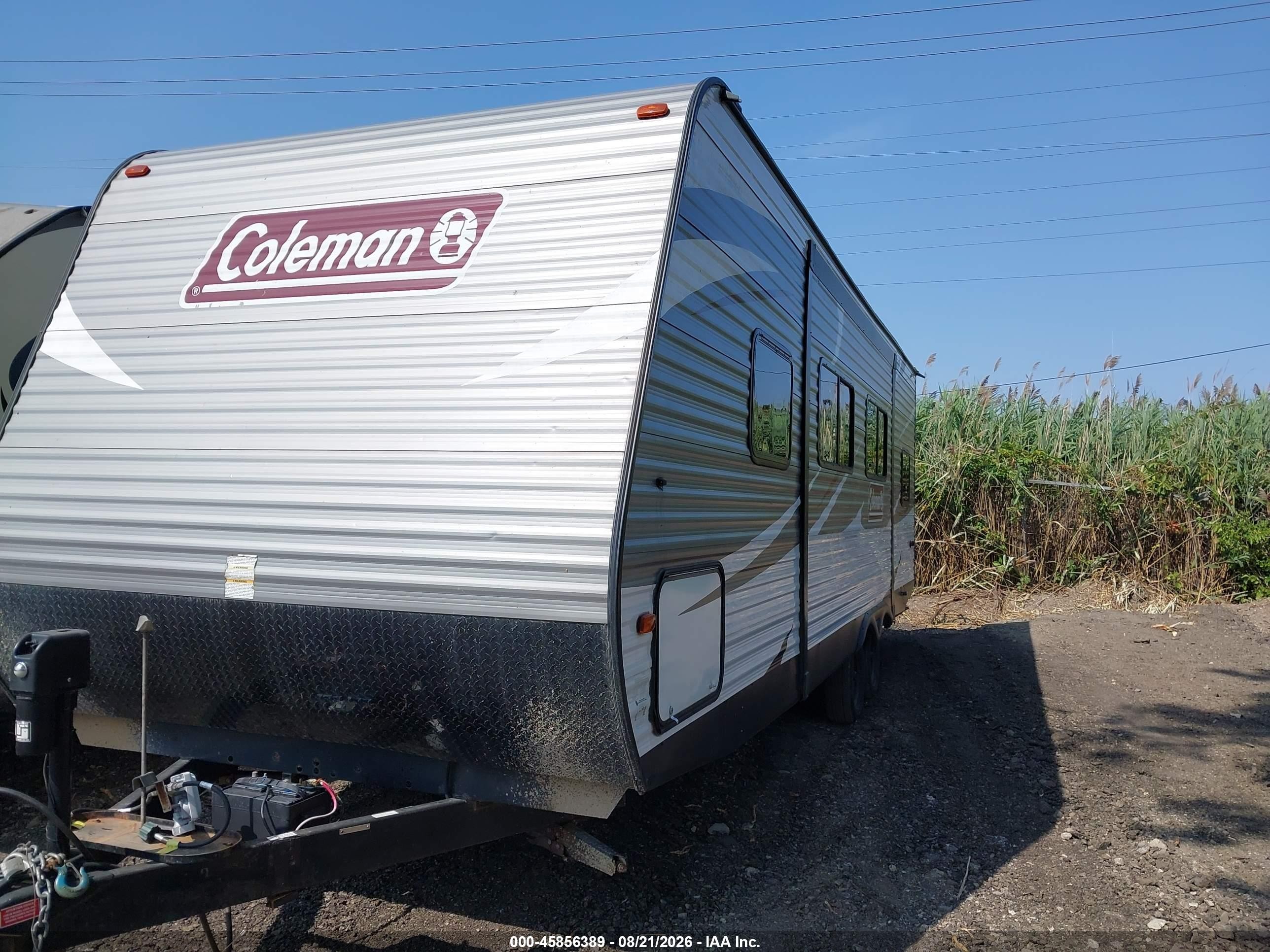2017 Coleman Lanter VIN 4YDT26321HM934600 IAAI salvage auction — Unknown, Clear (Michigan), sold $3,100 on 2026-09-10 (photo 2)