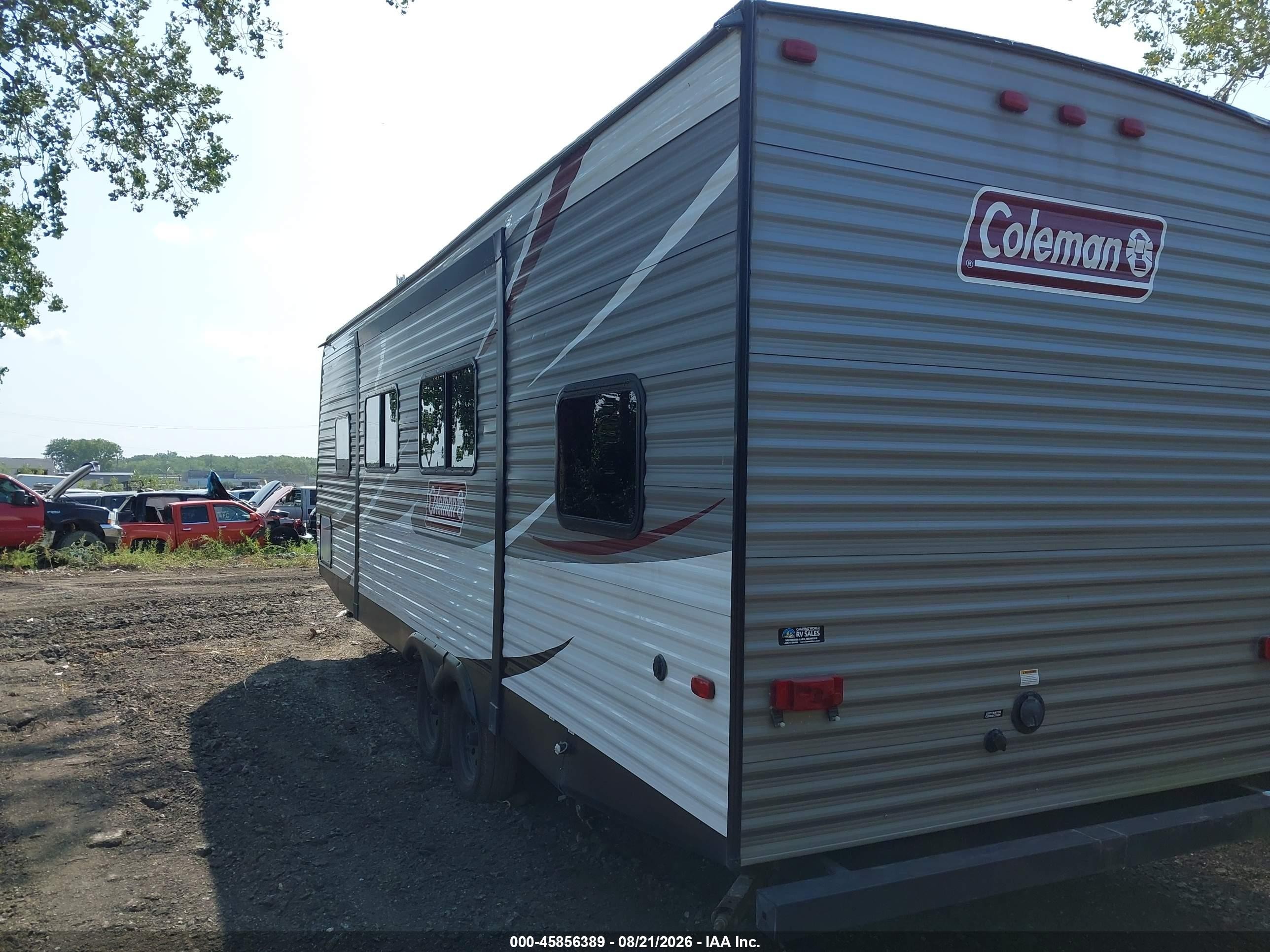 2017 Coleman Lanter VIN 4YDT26321HM934600 IAAI salvage auction — Unknown, Clear (Michigan), sold $3,100 on 2026-09-10 (photo 3)