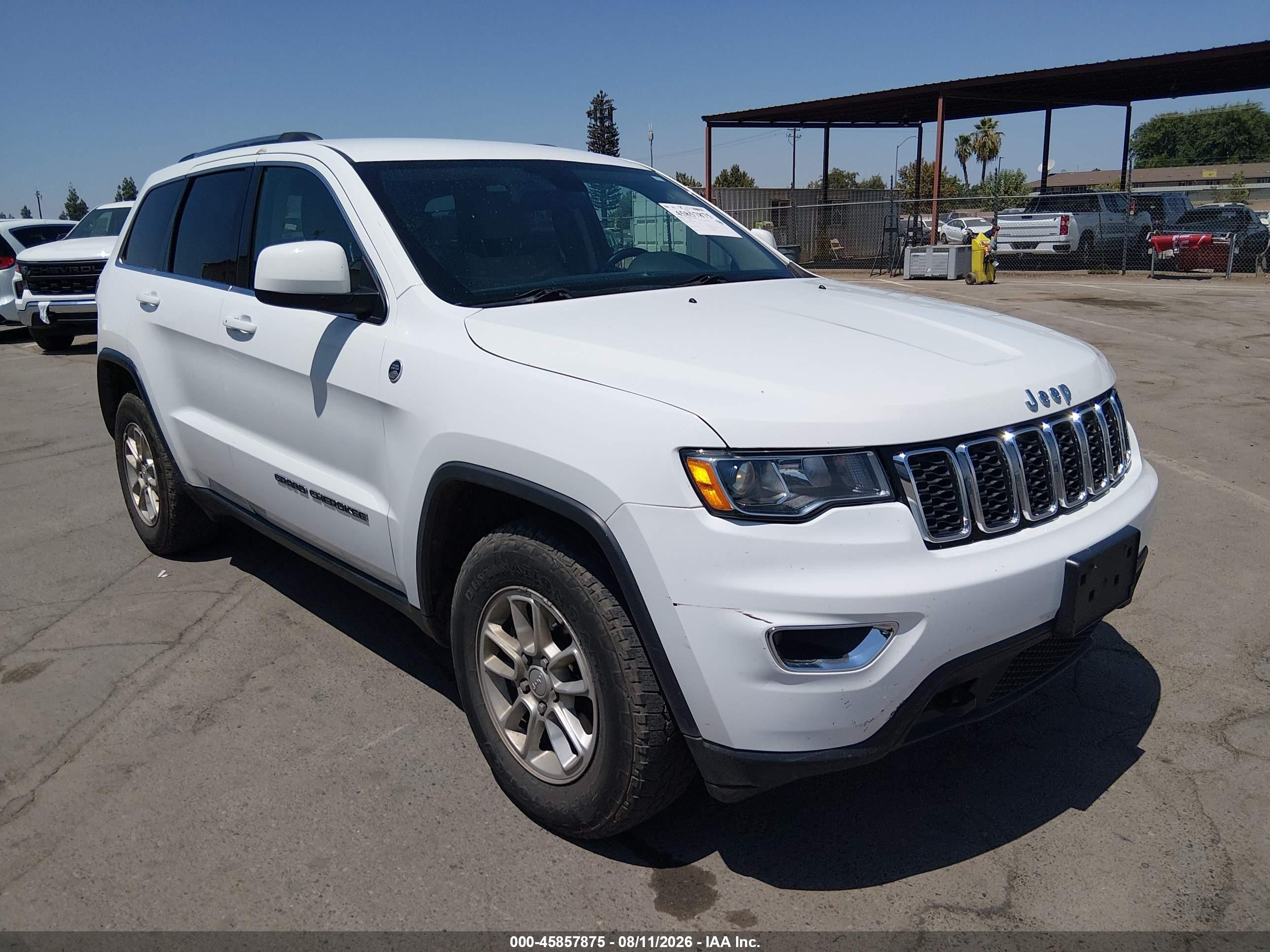2020 Jeep Grand Cherokee VIN 1C4RJFAG7LC443977 — IAAI salvage auction photo