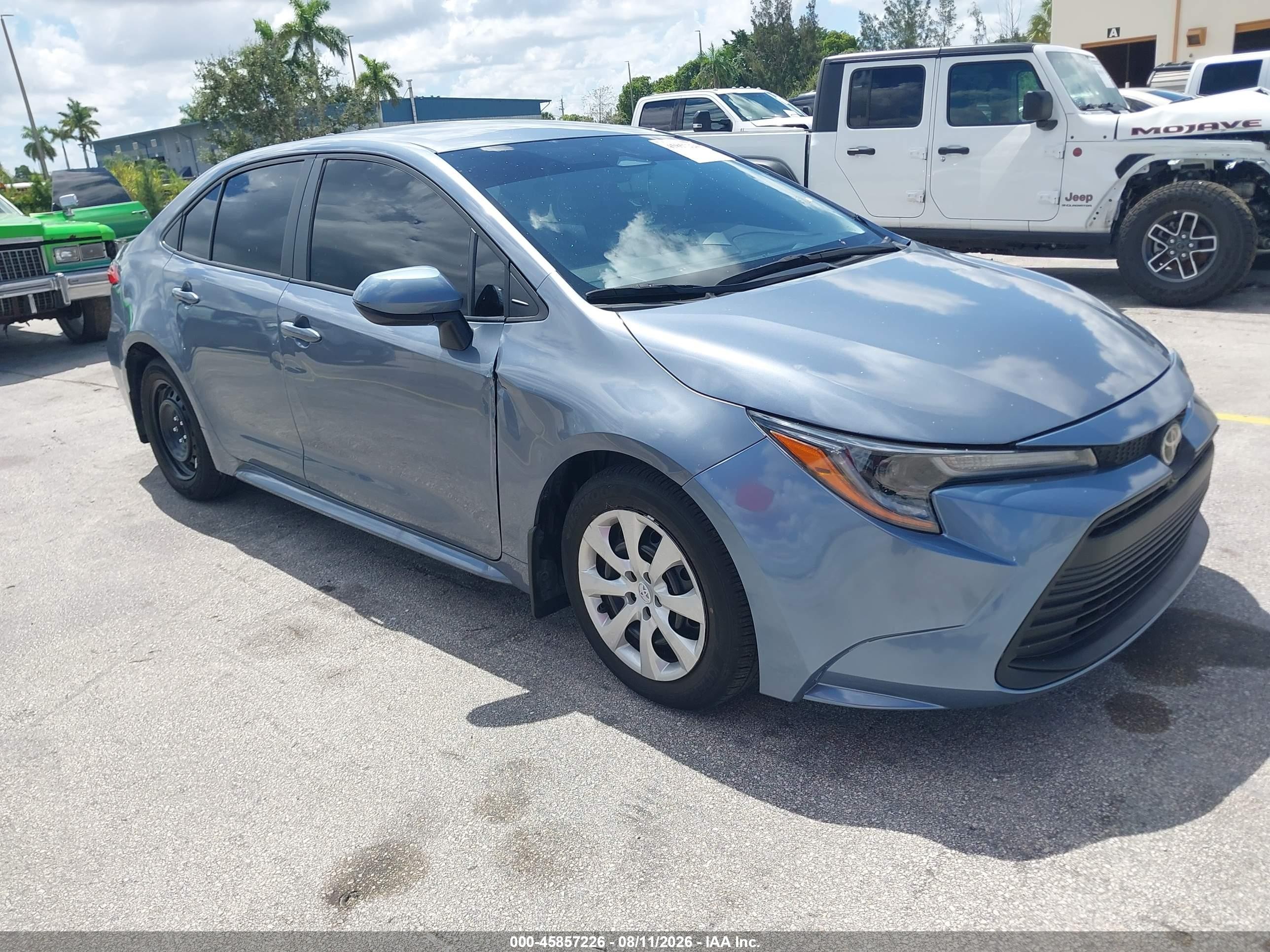 2025 Toyota Corolla VIN 5YFB4MDE4SP260887 — IAAI salvage auction photo