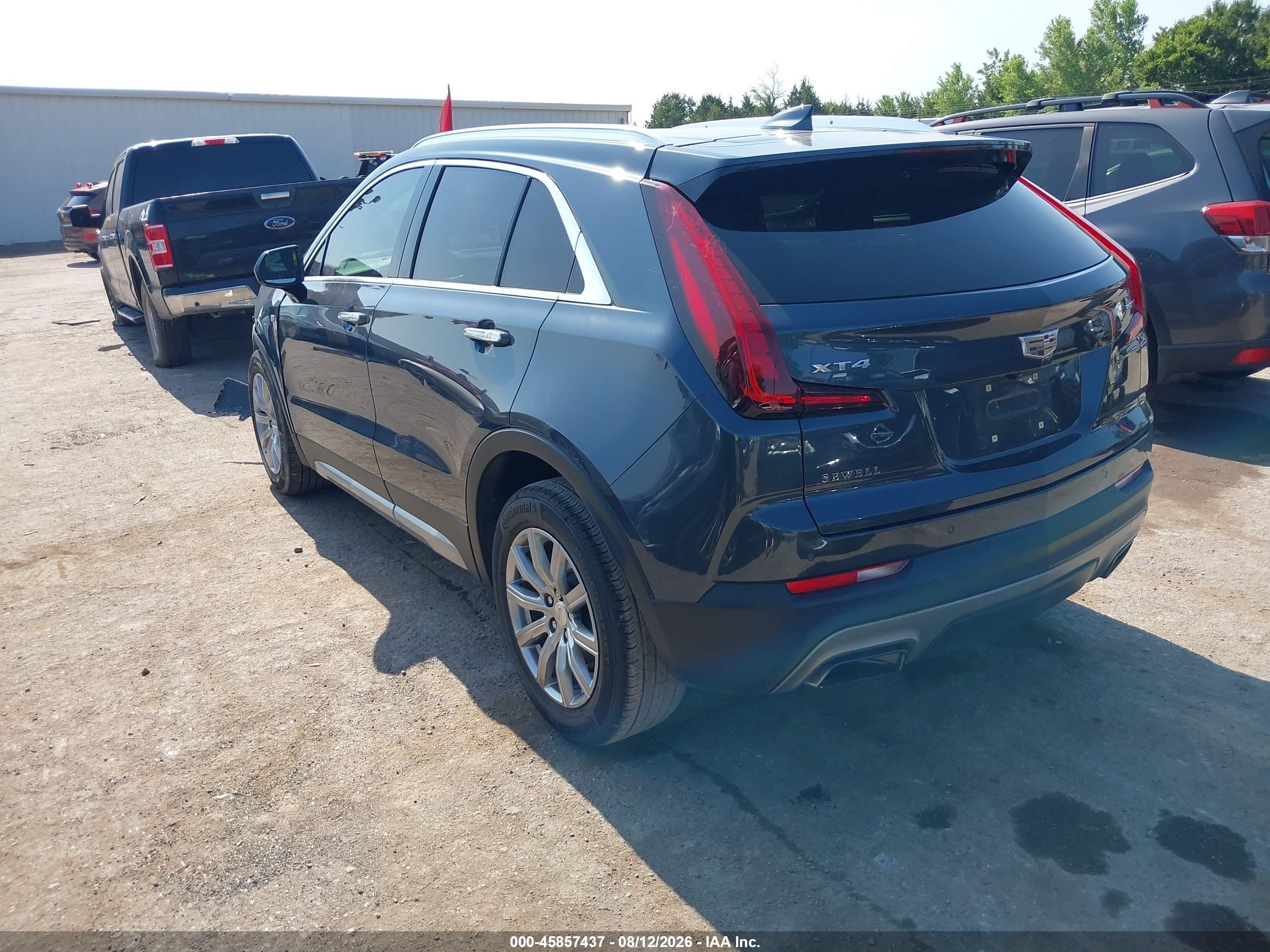 2020 Cadillac XT4 VIN 1GYFZCR43LF067680 IAAI salvage auction — Front End, Salvage (Oklahoma), sold $4,350 on 2026-09-24 (photo 3)