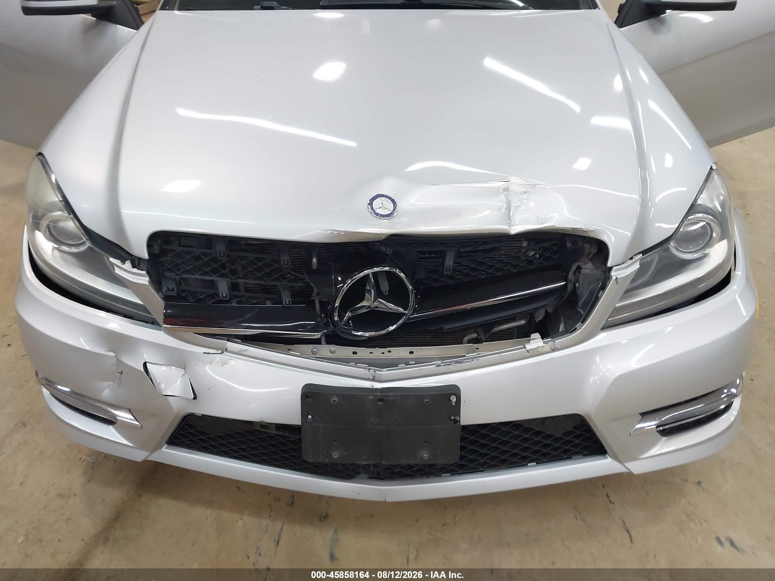 2015 Mercedes-Benz C-Class VIN WDDGJ4HB5FG392679 IAAI salvage auction — Front End, Salvage (Iowa), sold $1,450 on 2026-09-27 (photo 3)