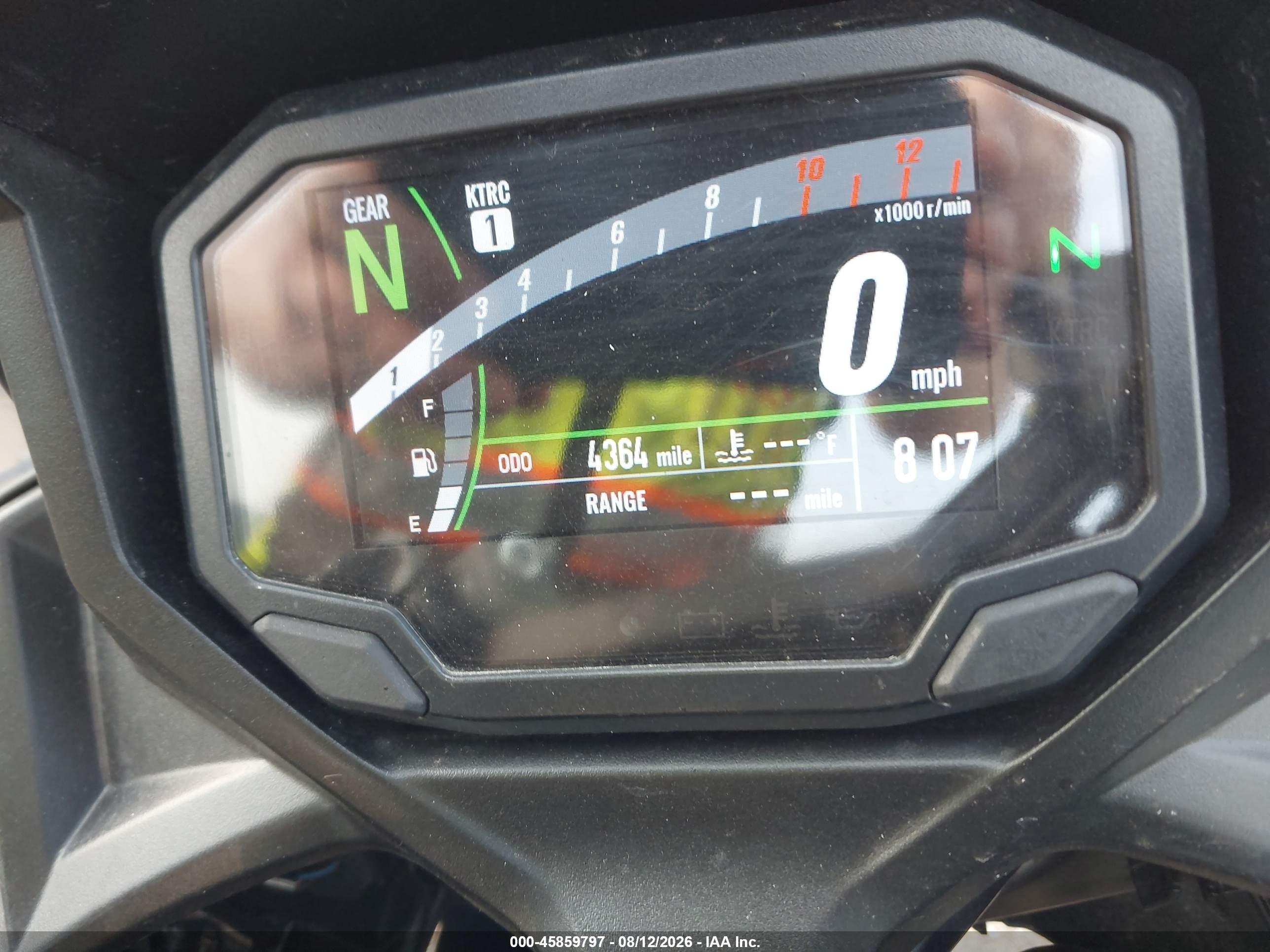2024 Kawasaki Ninja VIN ML5EXER16RDAD5263 IAAI salvage auction — Side, Mv-907A (New York), sold $1,475 on 2026-09-08 (photo 7)