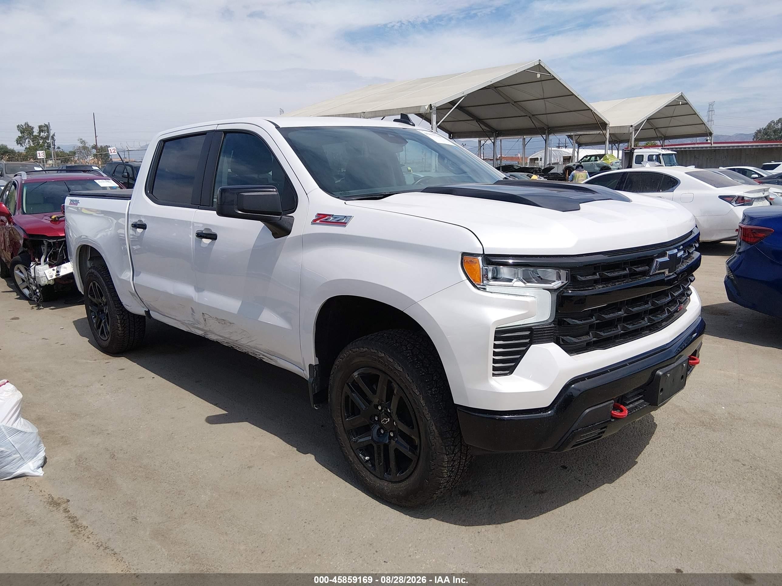 2024 Chevrolet Silverado 1500 VIN 3GCPDFEKXRG133373 — IAAI salvage auction photo