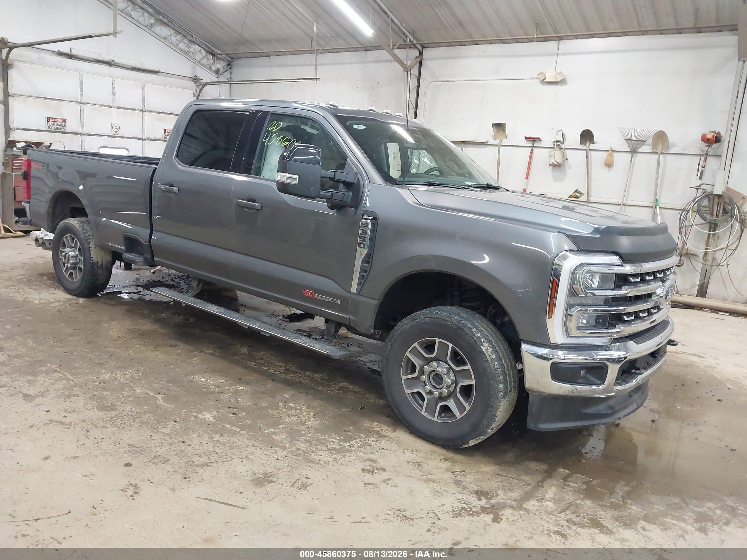2024 Ford F-350 VIN 1FT8W3BM9REF34617 — IAAI salvage auction photo