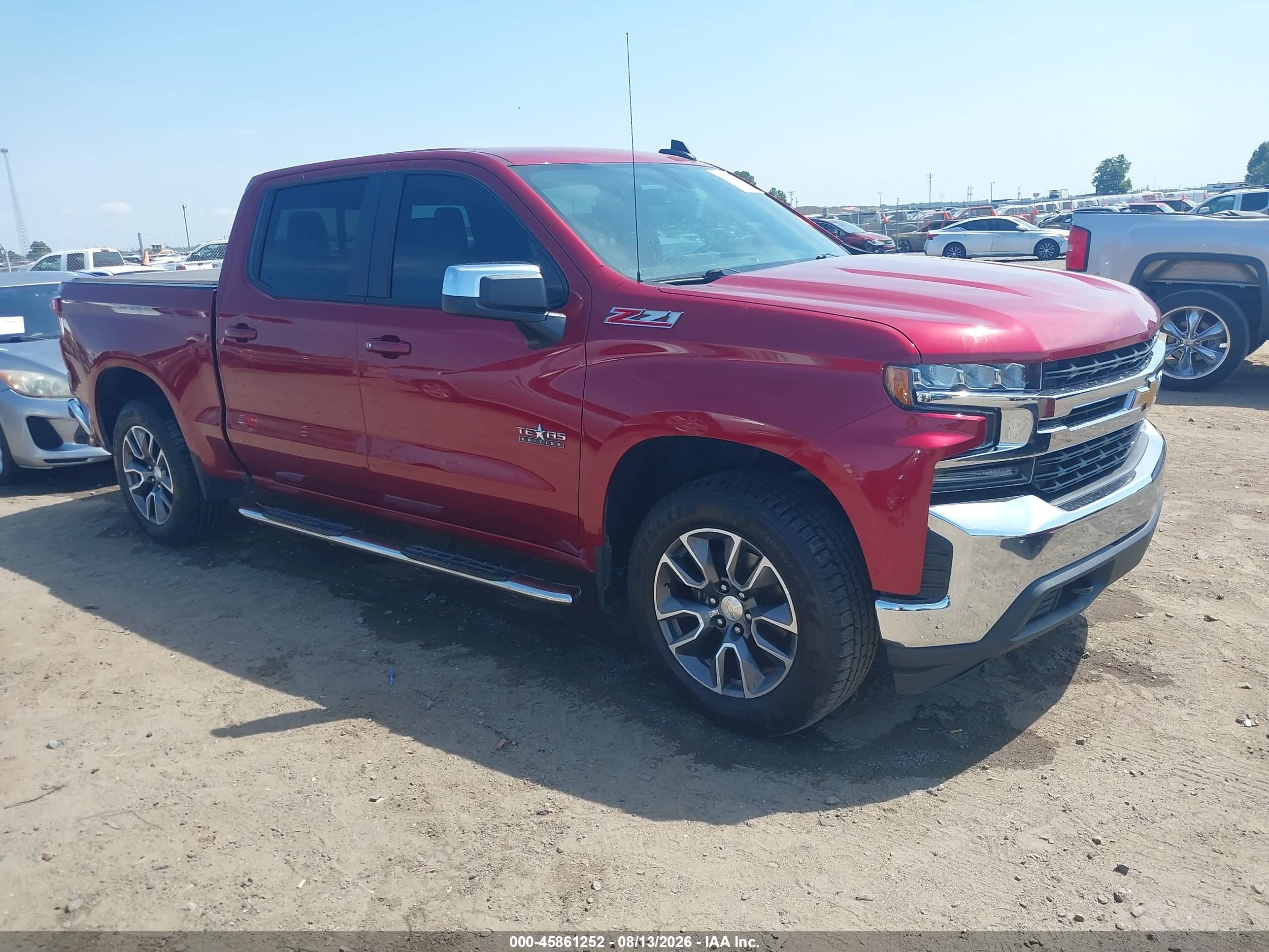 2019 Chevrolet Silverado 1500 VIN 3GCUYDED3KG304743 — IAAI salvage auction photo