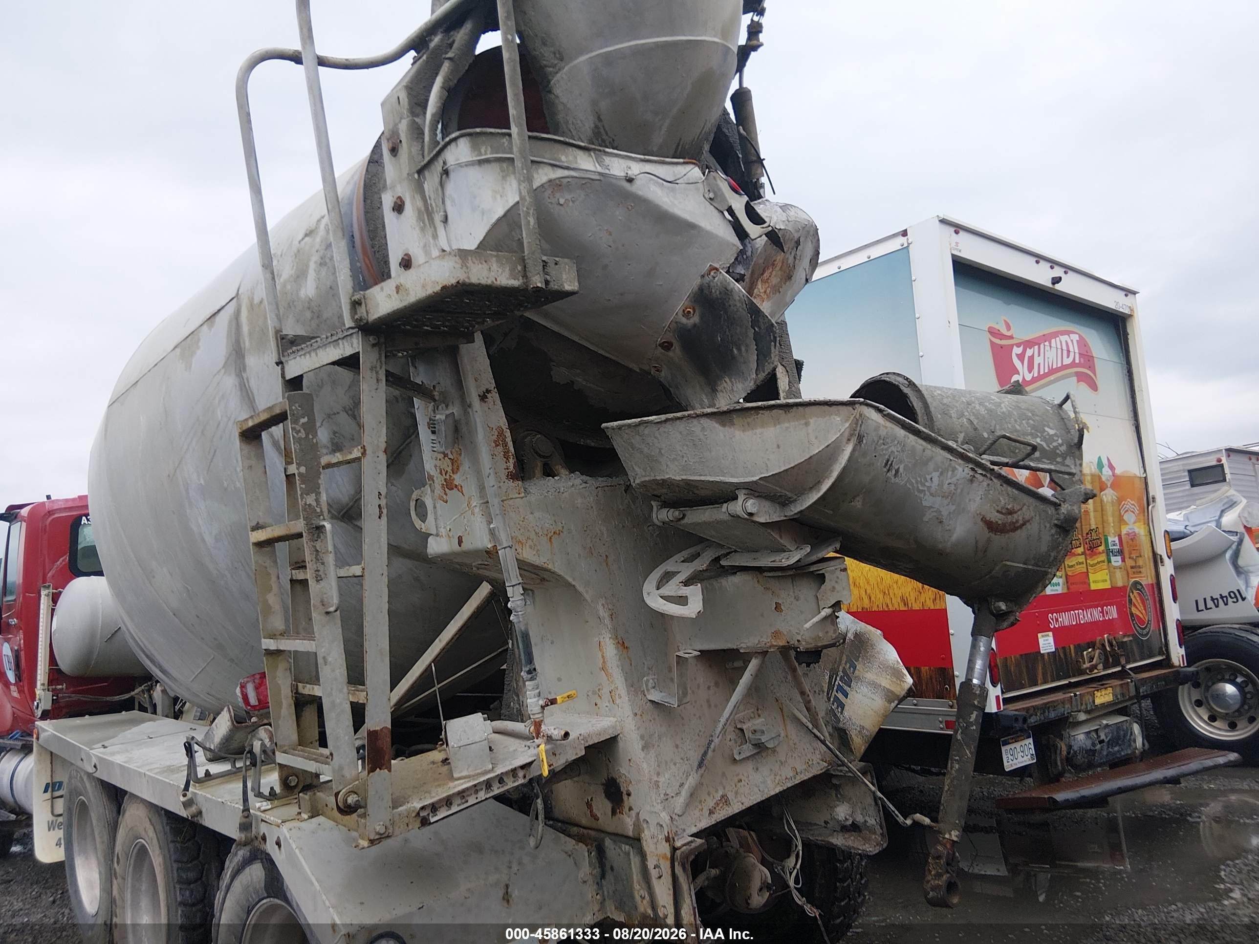 2016 International VIN 1HTGSSNTXGH738796 IAAI salvage auction — Rollover, Salvage - Greater Than 75% (Maryland), sold $6,500 on 2026-09-18 (photo 8)