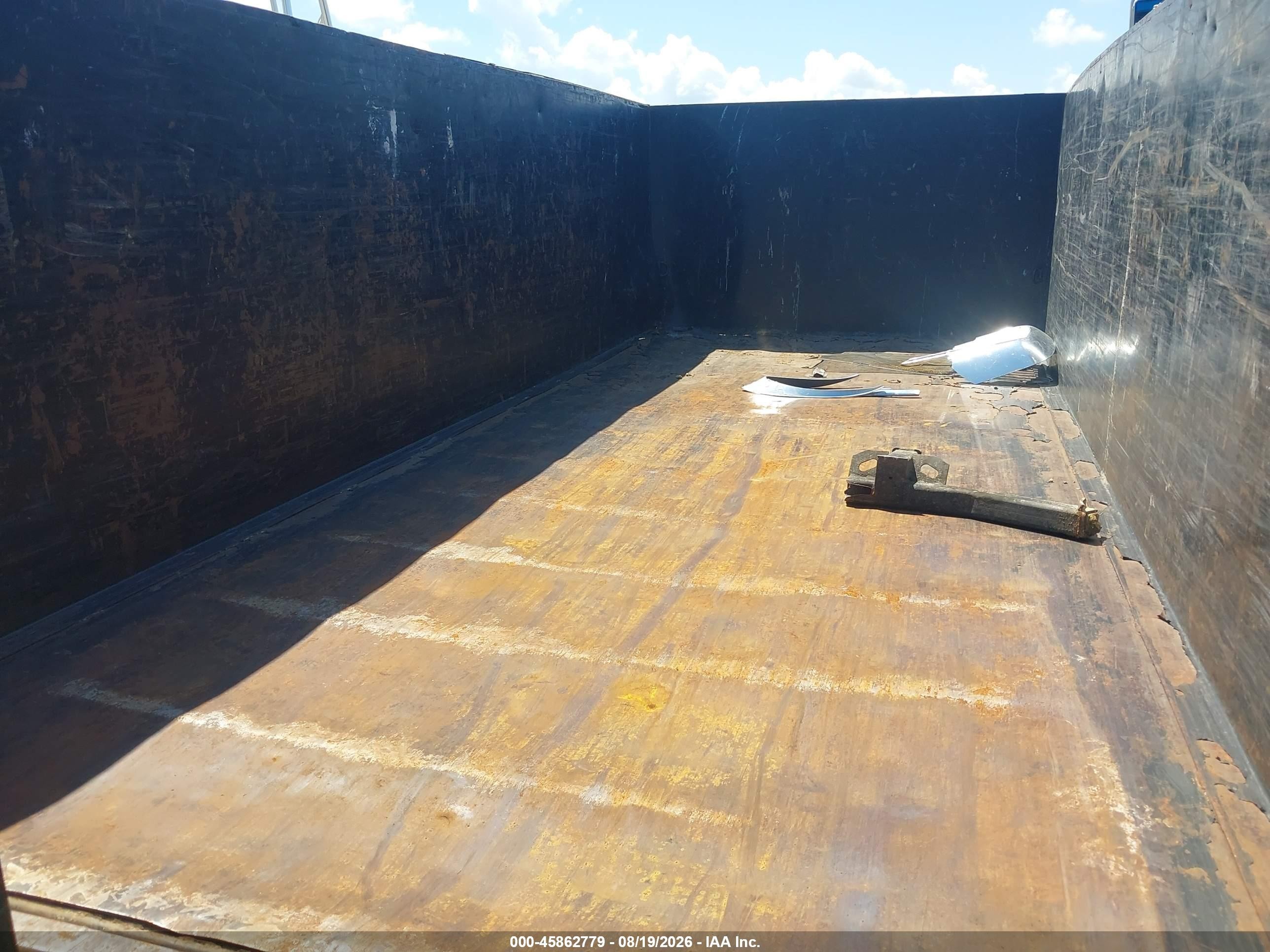 2021 Big Tex Trailer Co Inc Dump Trailer VIN 16V1D2127M5045731 IAAI salvage auction — Unknown, Salvage (North Carolina), sold $8,000 on 2026-09-23 (photo 5)