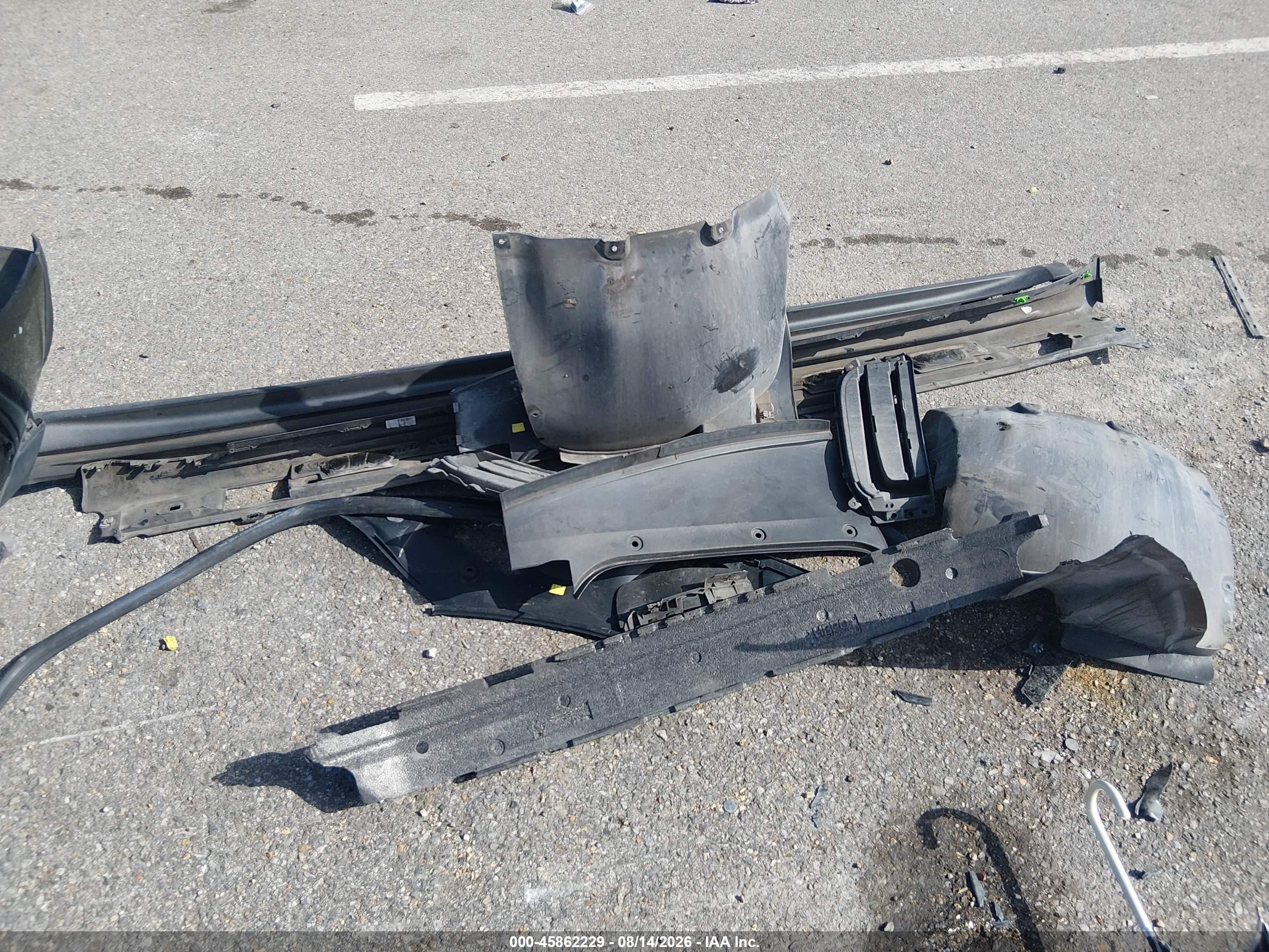 2017 Porsche Panamera VIN WP0AA2A77HL101071 IAAI salvage auction — Front End, Salvage (Louisiana), sold $7,400 on 2026-10-01 (photo 6)