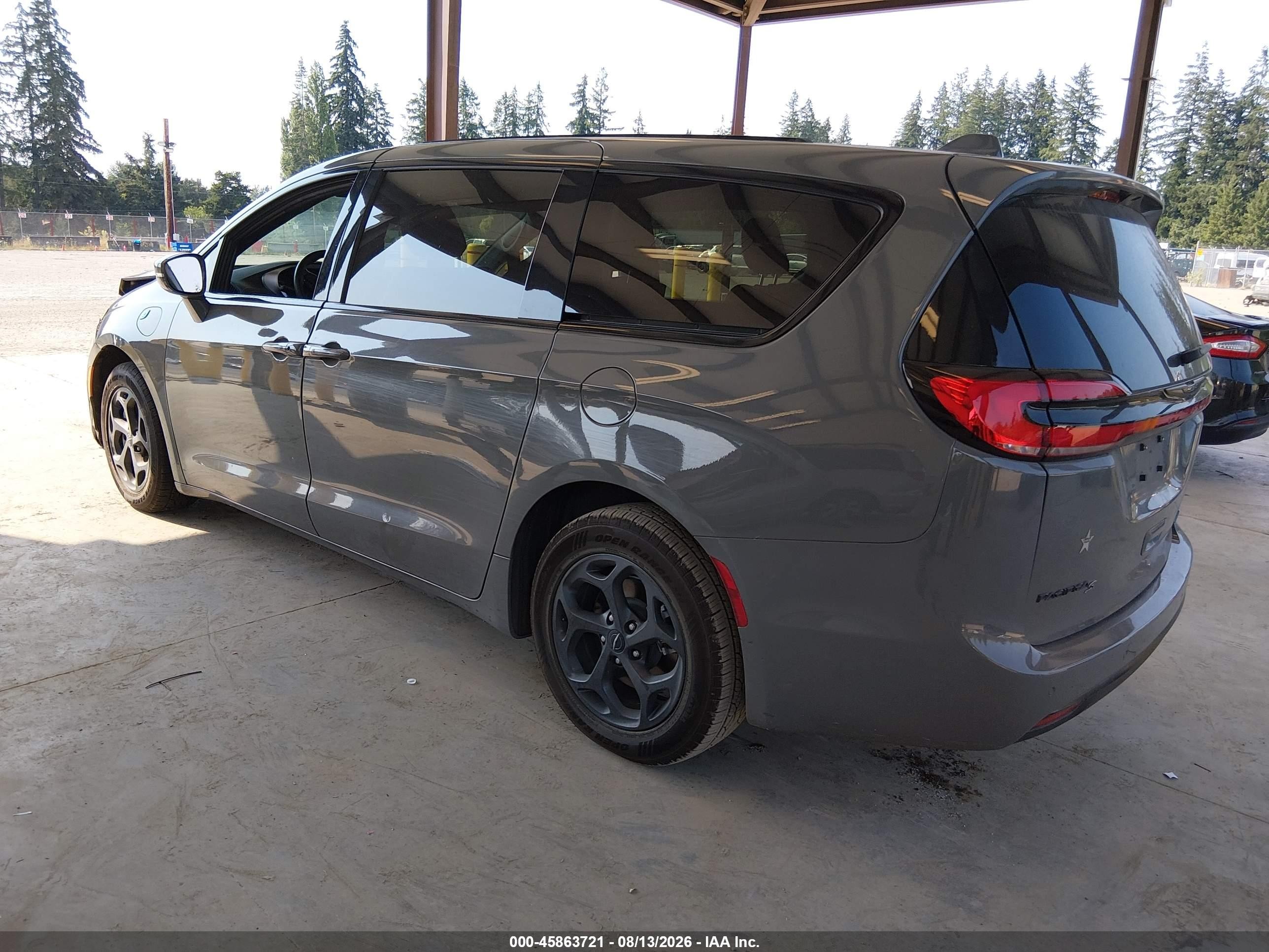 2022 Chrysler Pacifica VIN 2C4RC1L70NR119449 IAAI salvage auction — Front End, Bill Of Sale (Washington), sold $9,100 on 2026-09-13 (photo 3)