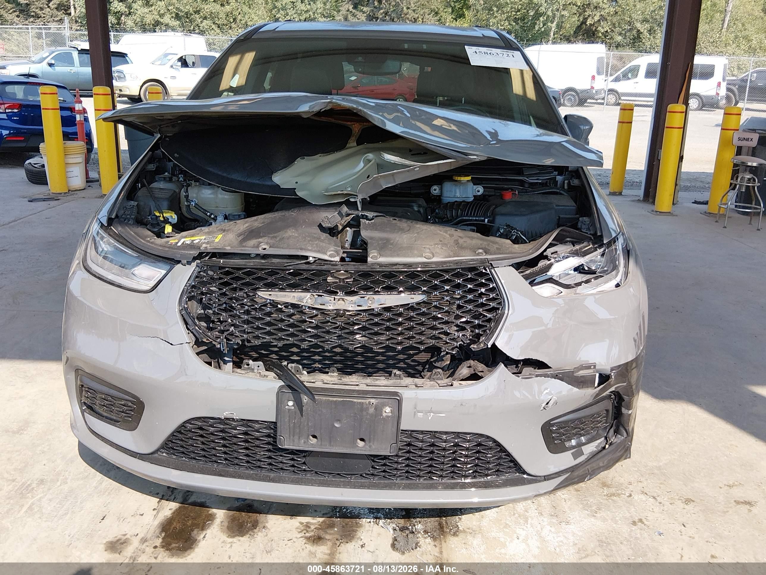 2022 Chrysler Pacifica VIN 2C4RC1L70NR119449 IAAI salvage auction — Front End, Bill Of Sale (Washington), sold $9,100 on 2026-09-13 (photo 6)