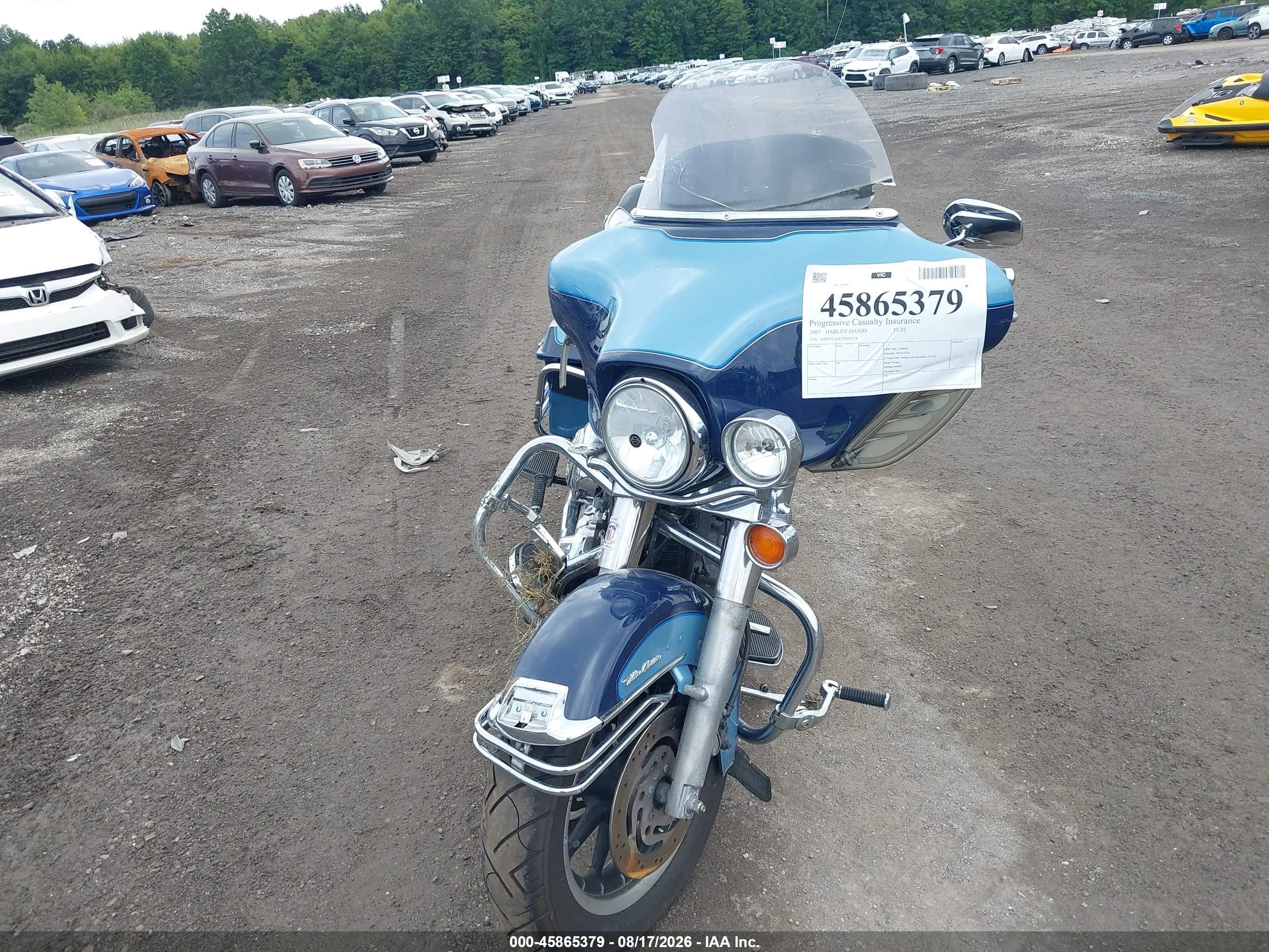 2007 Harley-davidson Fltc ultra VIN 1HD1FL41X7Y651718 IAAI salvage auction — Side, Salvage (Ohio), sold $650 on 2026-09-08 (photo 5)