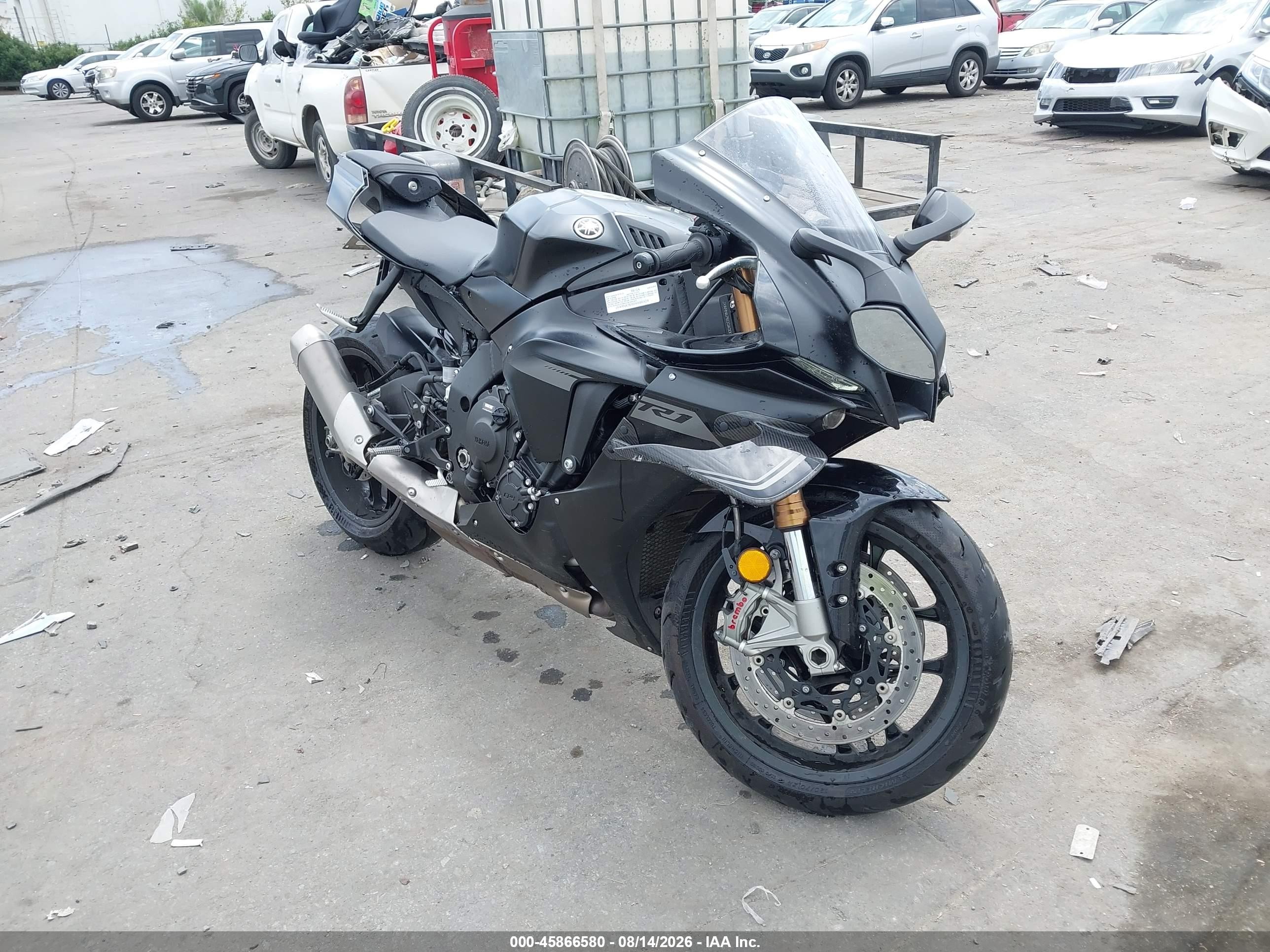 2025 Yamaha YZF1000 VIN JYARNA7E0SA000329 — IAAI salvage auction photo