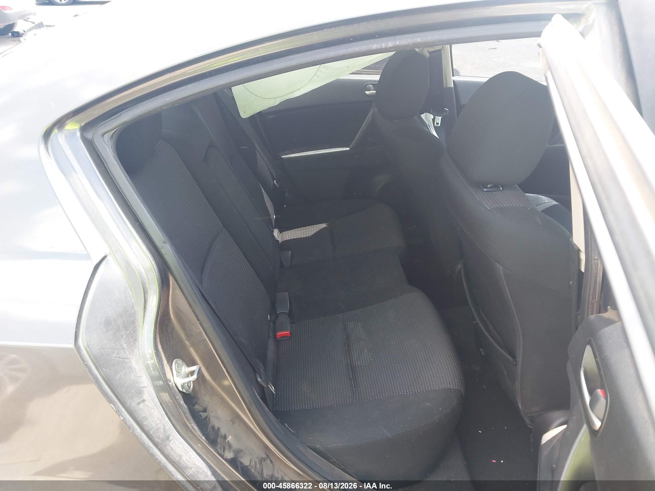 2013 Mazda 3 VIN JM1BL1VP8D1792992 IAAI salvage auction — Side, Salvage (Arizona), sold $750 on 2026-10-11 (photo 8)