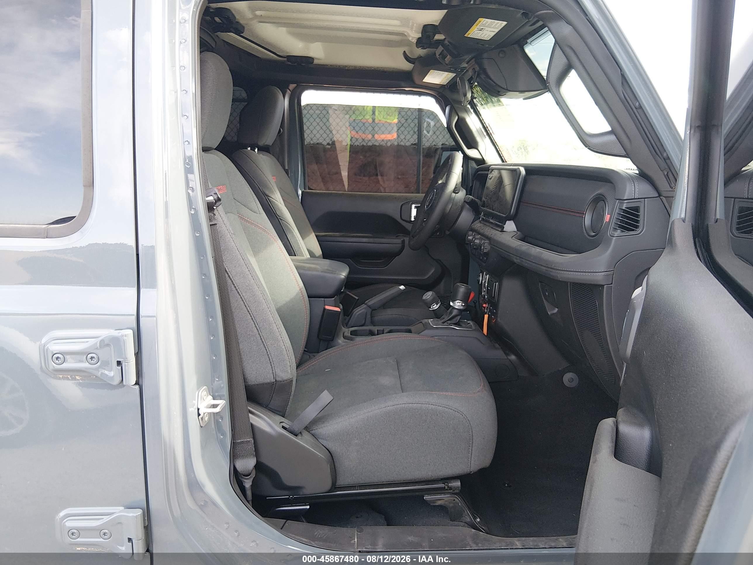 2026 Jeep Gladiator VIN 1C6RJTBG1TL160141 IAAI salvage auction — Normal Wear, Enterprise Vehicles Clear Only (Maryland), sold $28,500 on 2026-09-16 (photo 5)