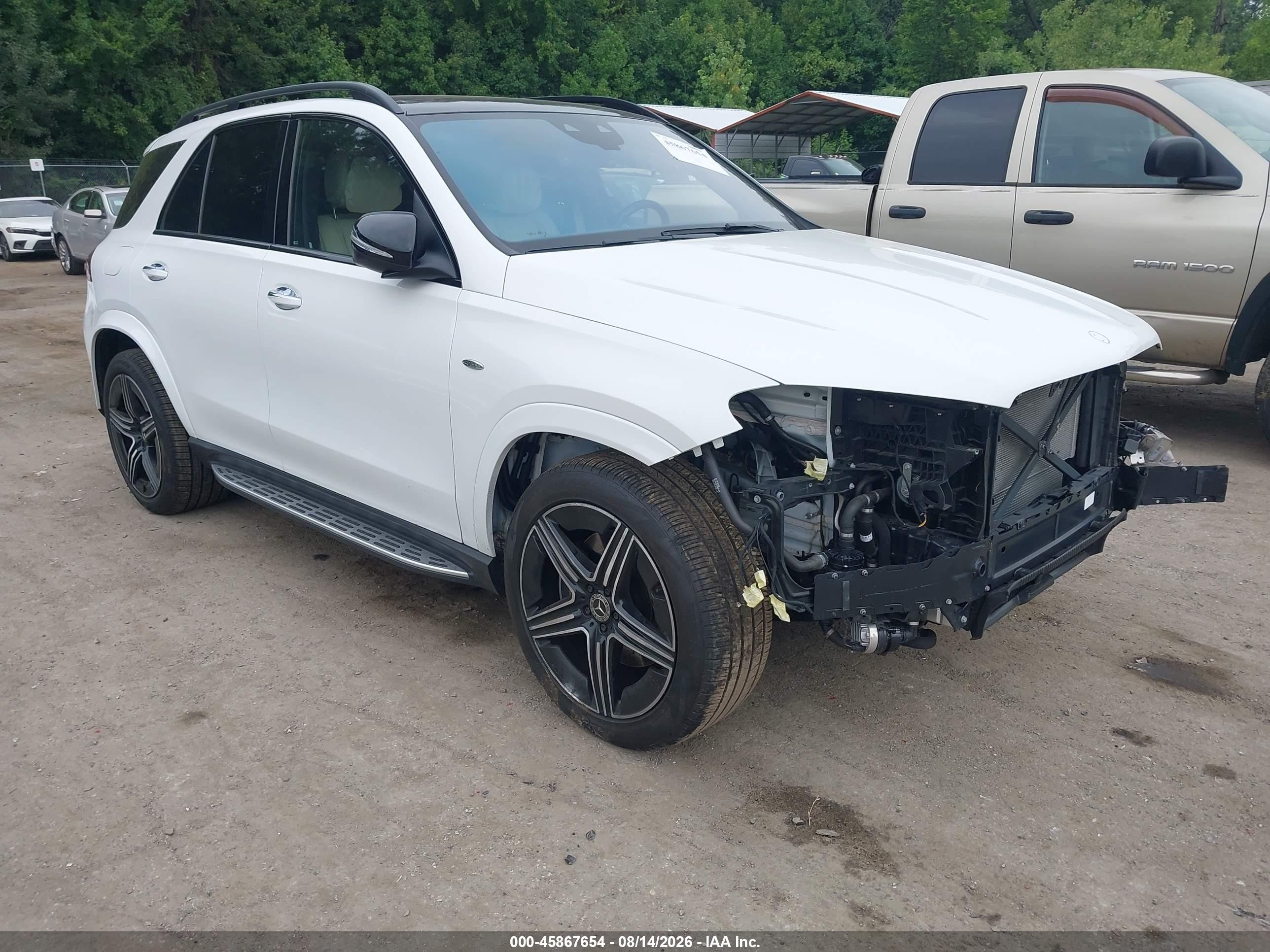 2025 Mercedes-Benz GLE-Class VIN 4JGFB4GB6SB402076 — IAAI salvage auction photo