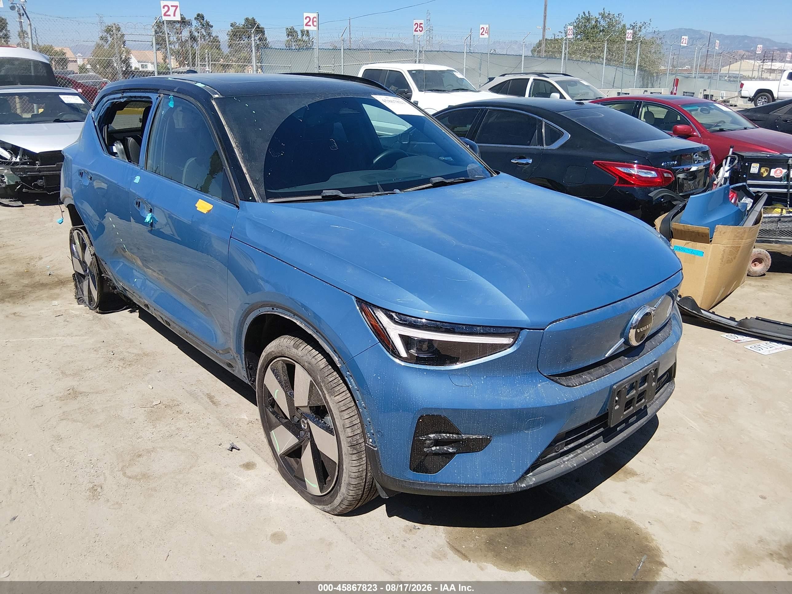 2023 Volvo XC40 Recharge VIN YV4ED3UM3P2075778 — IAAI salvage auction photo