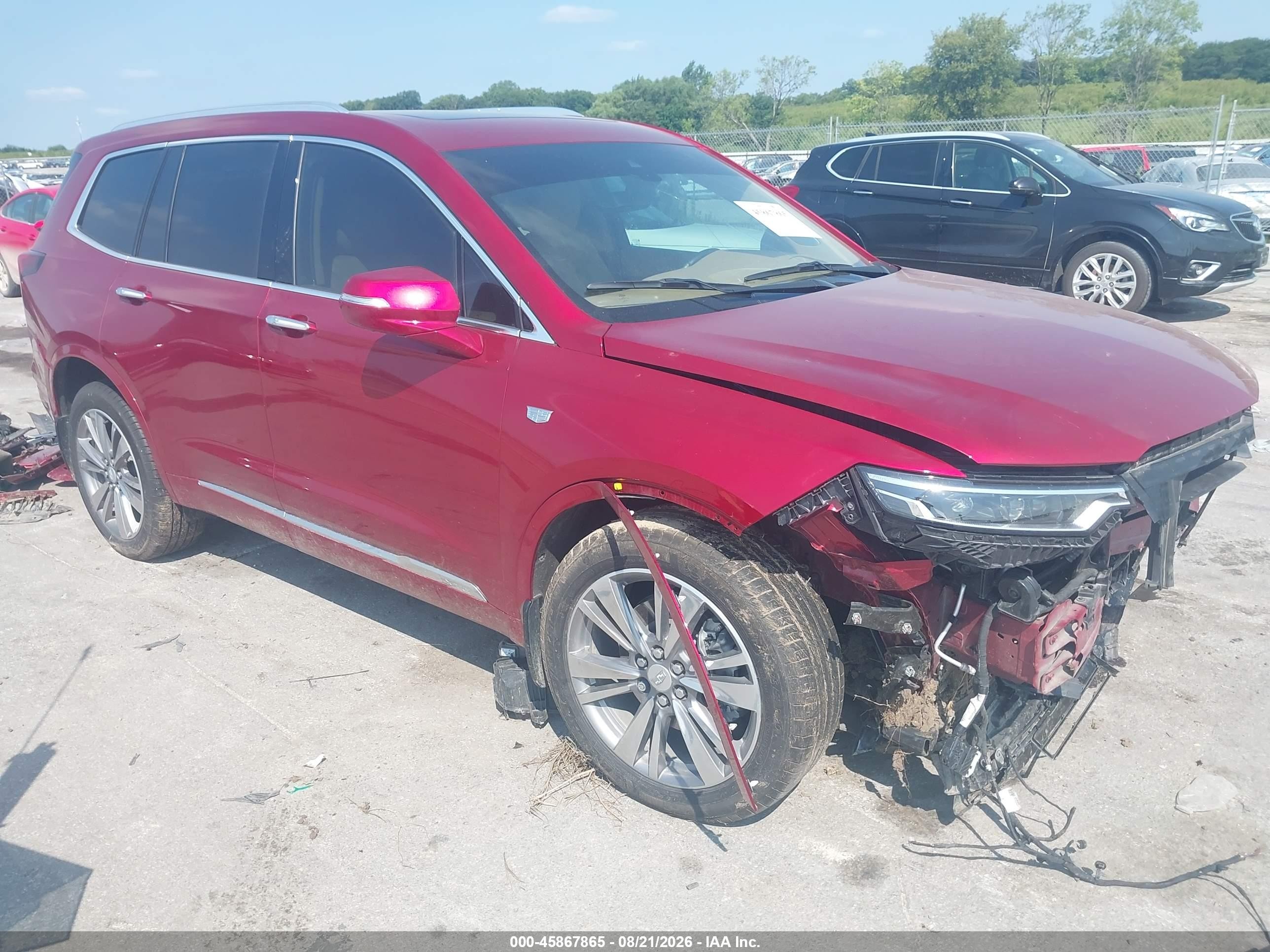 2021 Cadillac XT6 VIN 1GYKPFRS3MZ206825 — IAAI salvage auction photo
