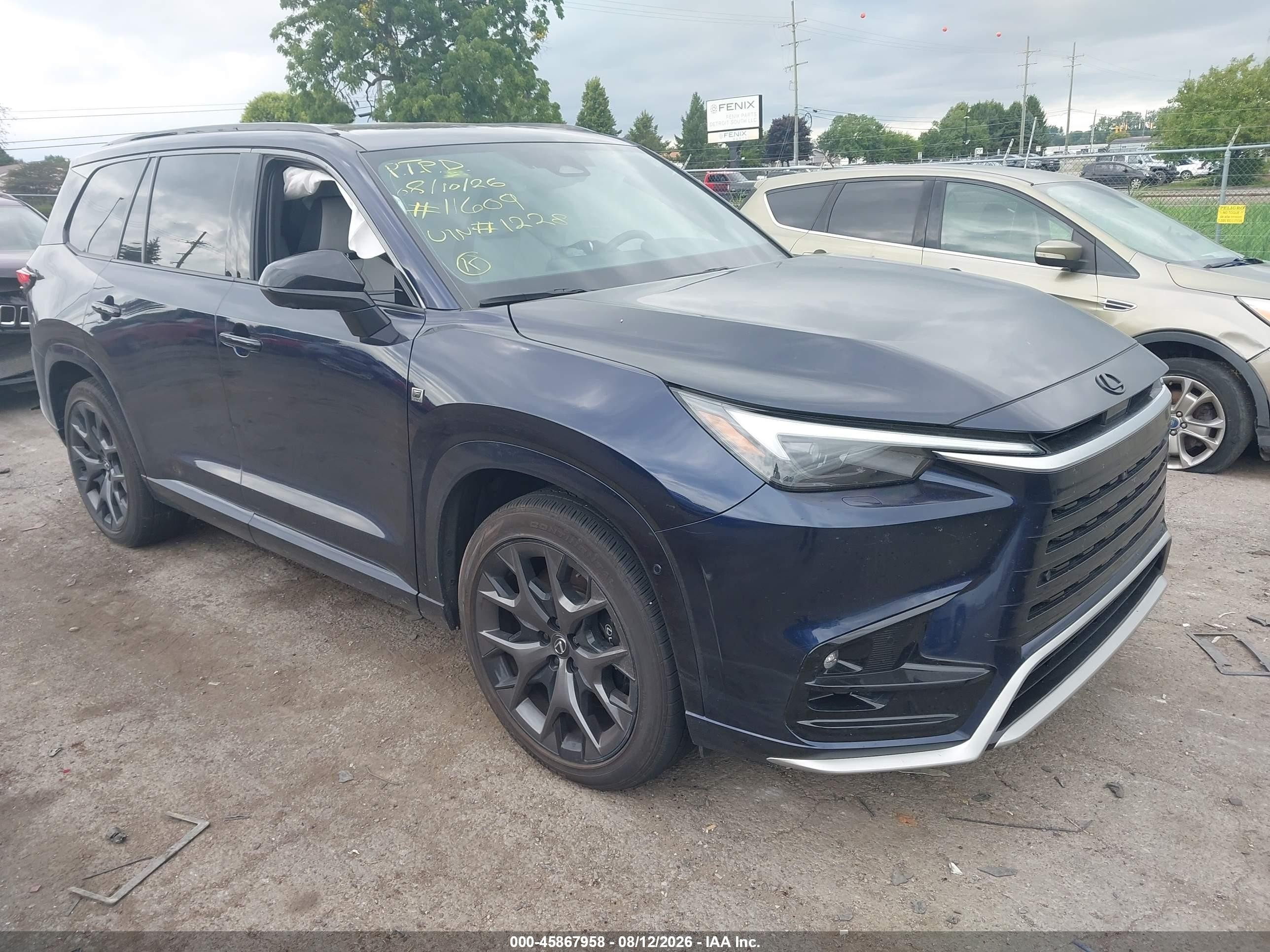 2025 Lexus TX 500h VIN 5TDABAB69SS011228 — IAAI salvage auction photo