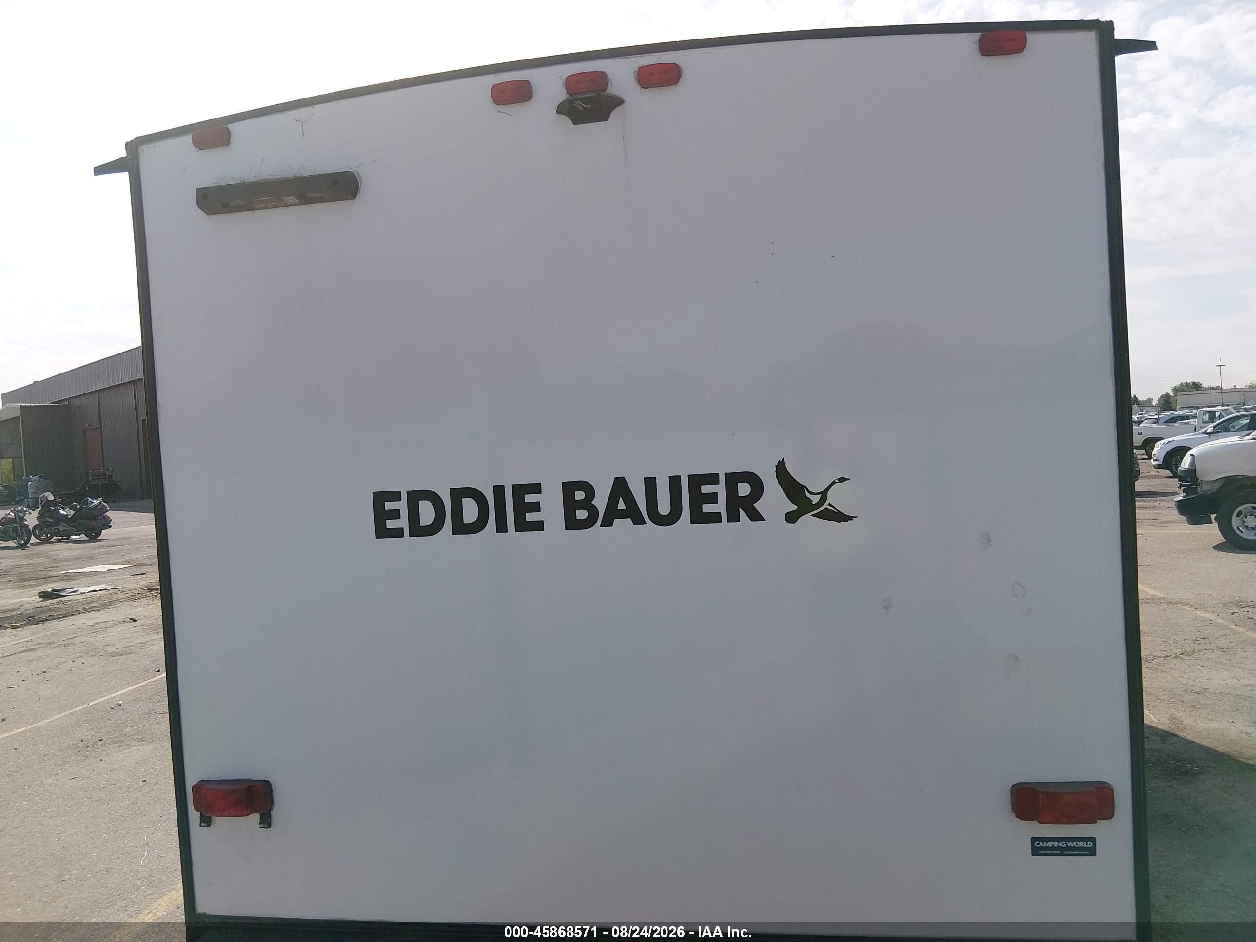 2025 Heartland Rv Eddie Bauer VIN 5SFYB2115SM544101 IAAI salvage auction — All Over, Salvage (Idaho), sold $3,100 on 2026-10-03 (photo 5)