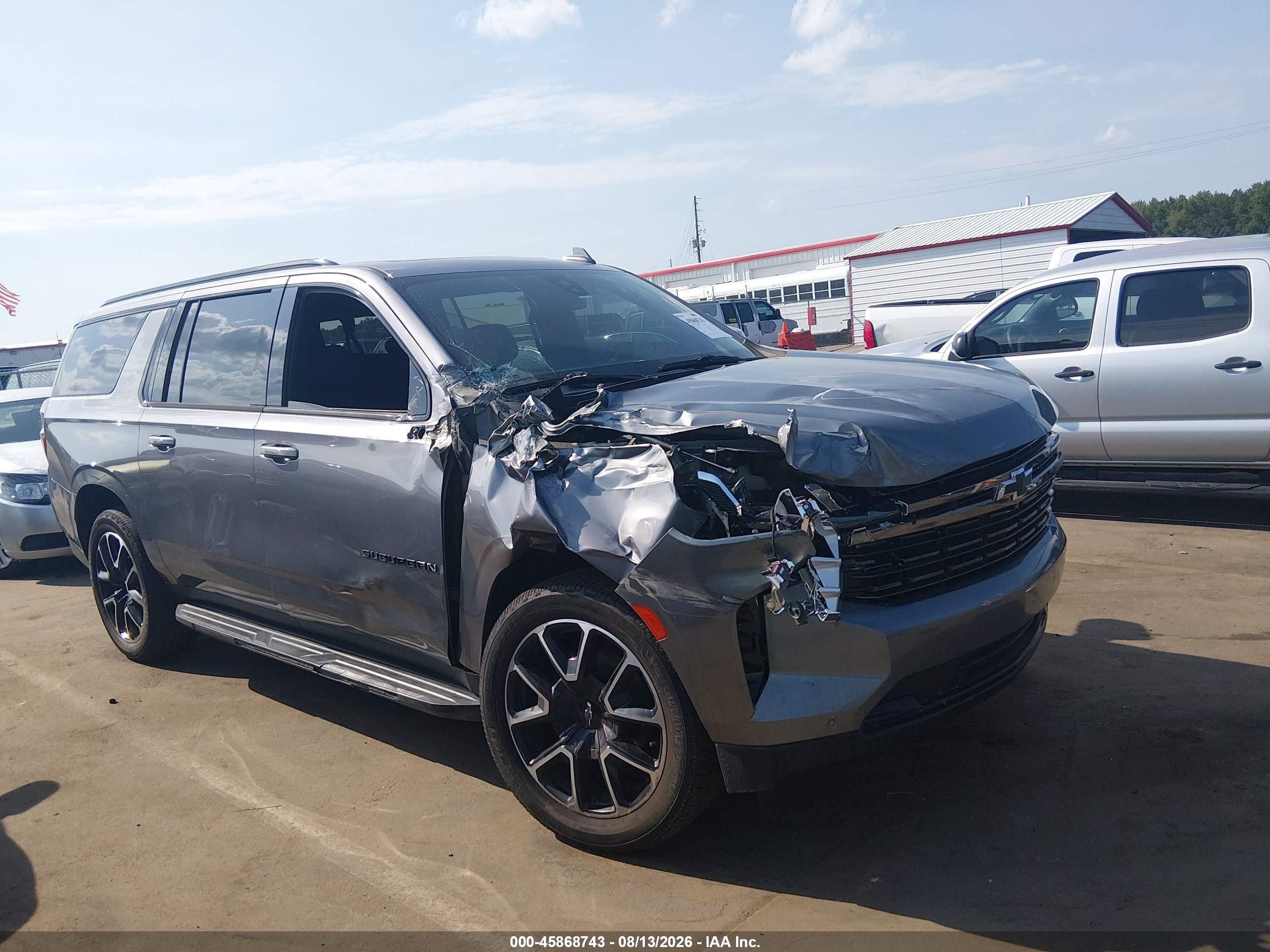 2021 Chevrolet Suburban VIN 1GNSKEKD1MR100536 — IAAI salvage auction photo