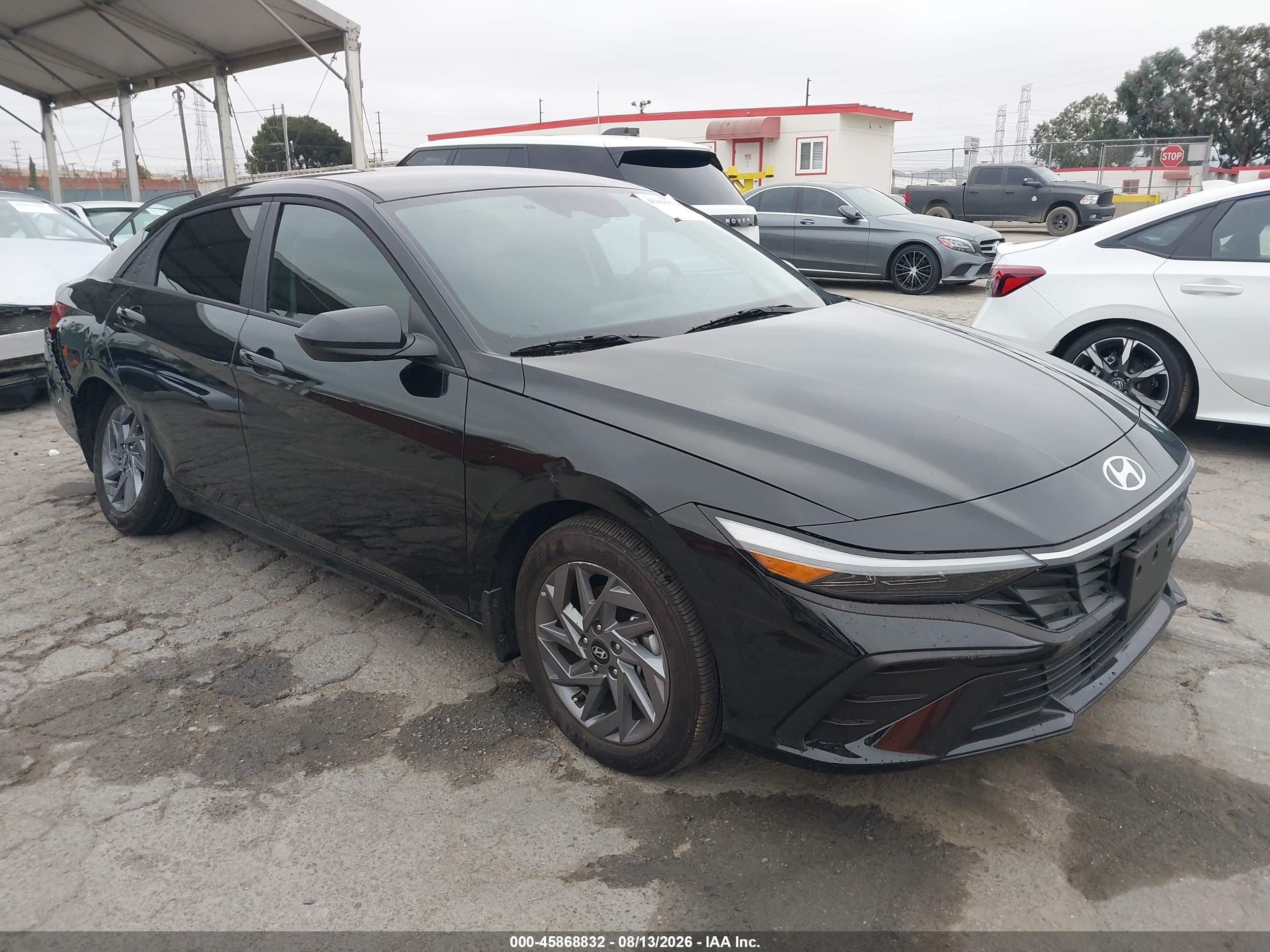 2026 Hyundai Elantra VIN KMHLM4DJ2TU182997 — IAAI salvage auction photo