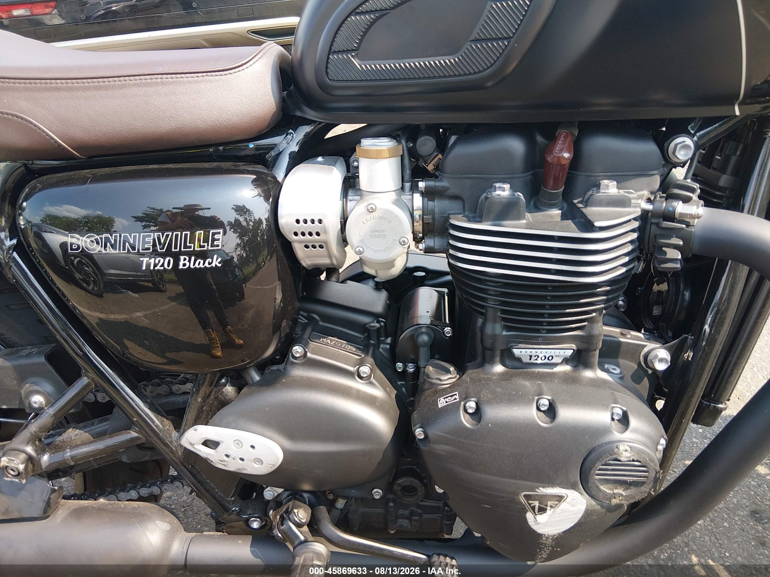 2023 Triumph Motorcycle BONNEVILLE VIN SMTD40HL9PTBJ7402 IAAI salvage auction — Side, Salvage (New Jersey), sold $3,850 on 2026-09-16 (photo 9)