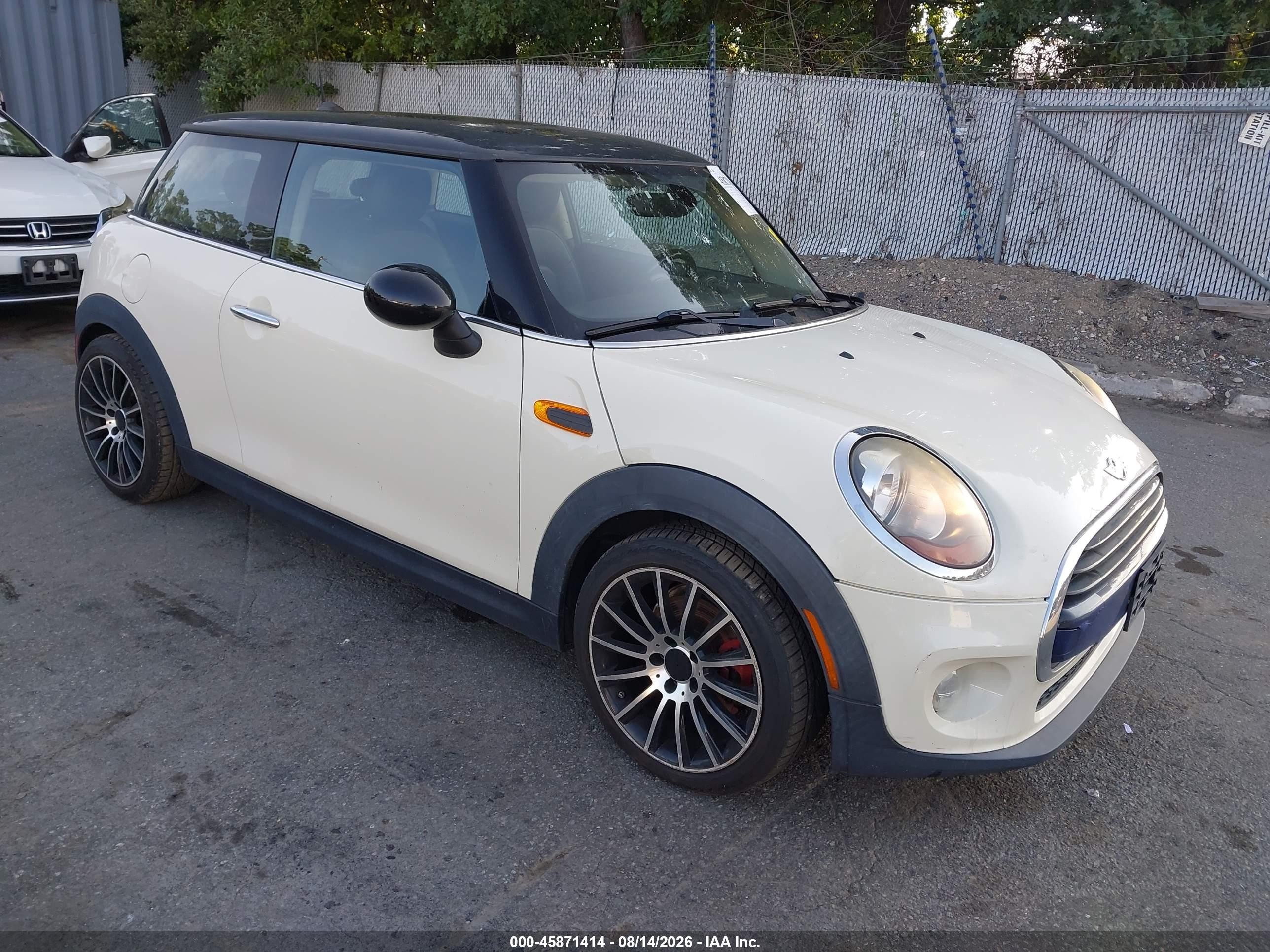 2017 Mini Hardtop VIN WMWXP5C36H2F61574 IAAI salvage auction — Rear End, Mv-907A (New York), sold $1,500 on 2026-09-11 (photo 1)