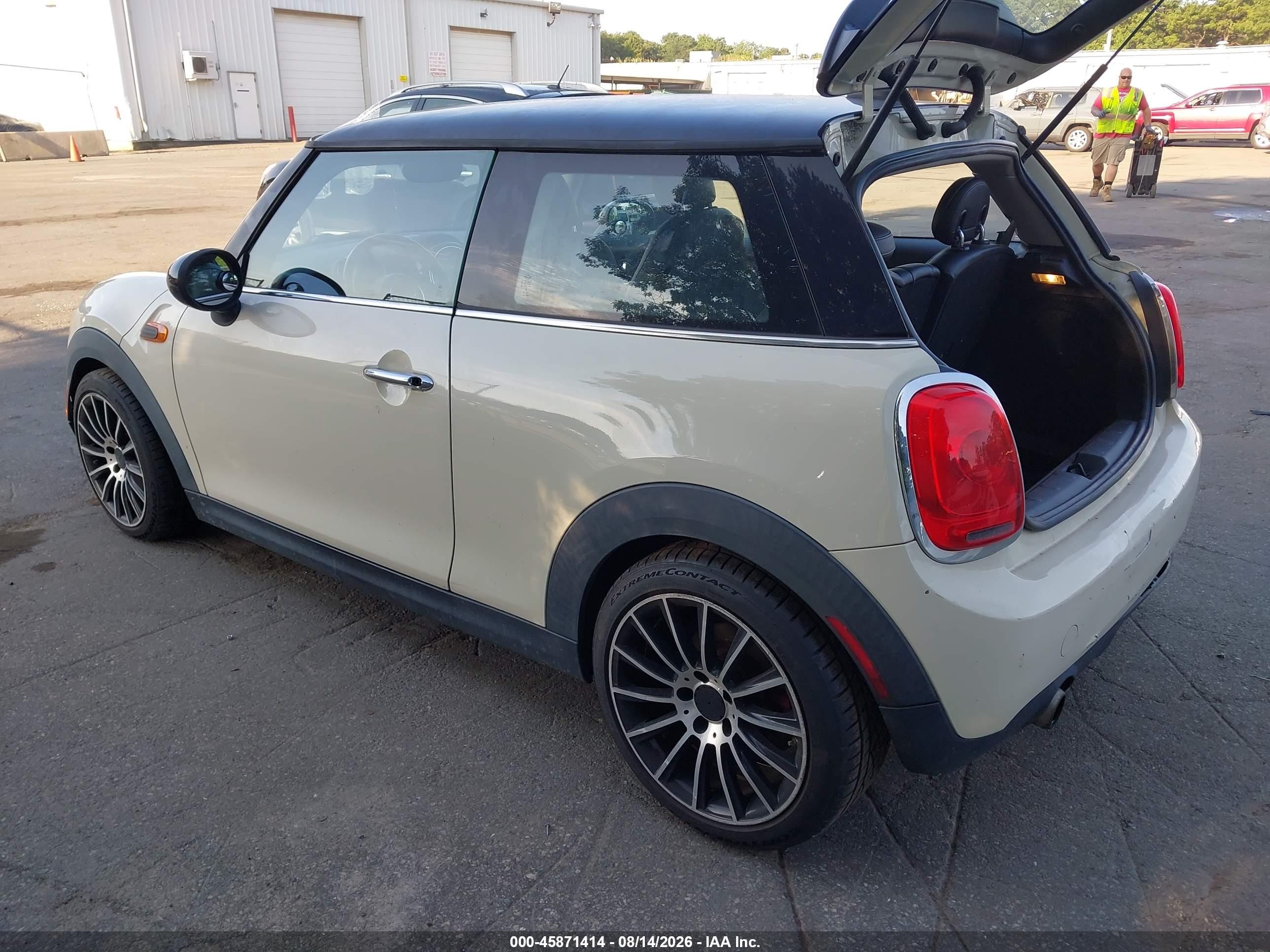 2017 Mini Hardtop VIN WMWXP5C36H2F61574 IAAI salvage auction — Rear End, Mv-907A (New York), sold $1,500 on 2026-09-11 (photo 3)