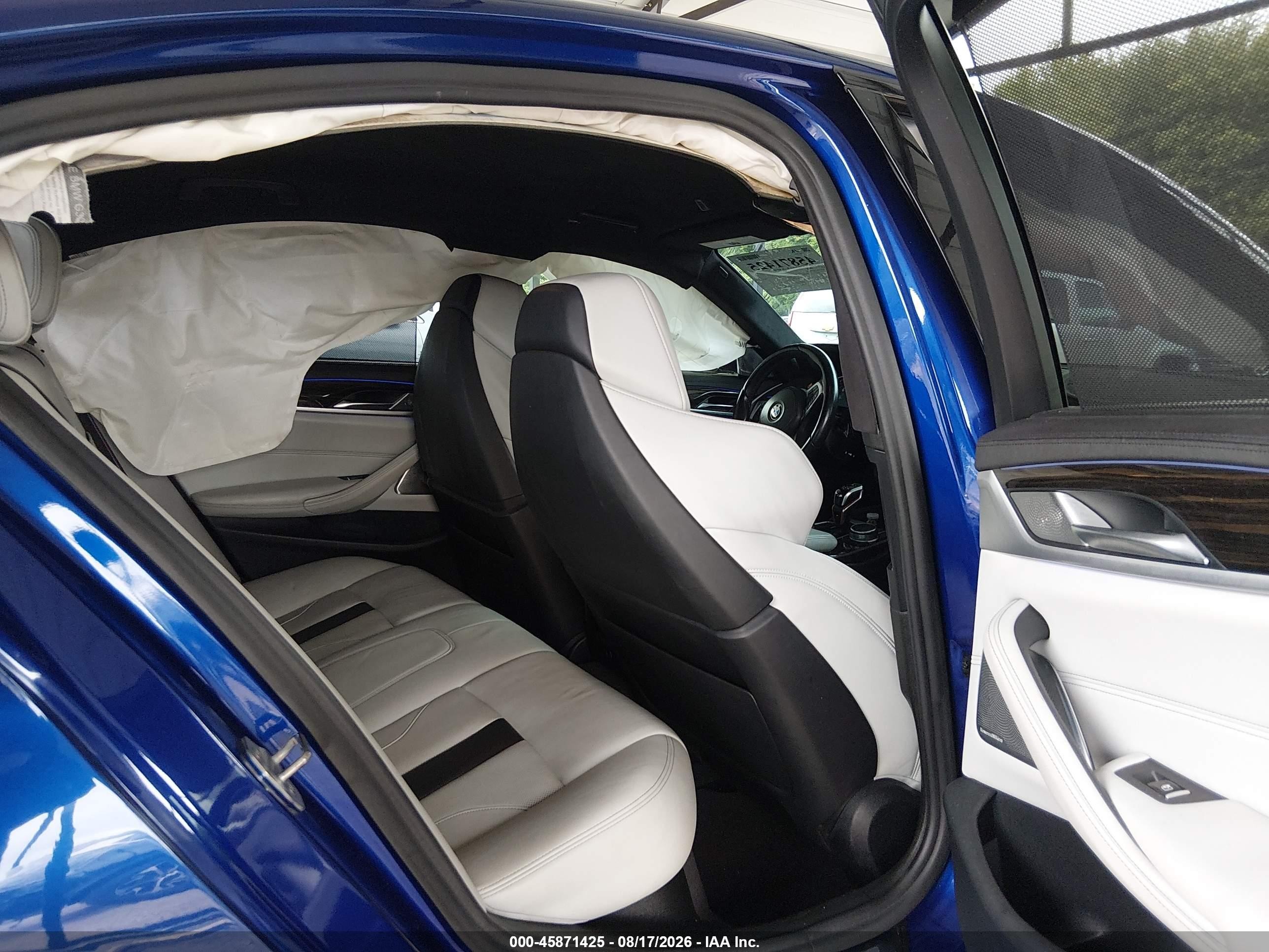 2019 BMW M5 VIN WBSJF0C53KB285741 IAAI salvage auction — Side, Salvage (Connecticut), sold $25,000 on 2026-08-21 (photo 8)