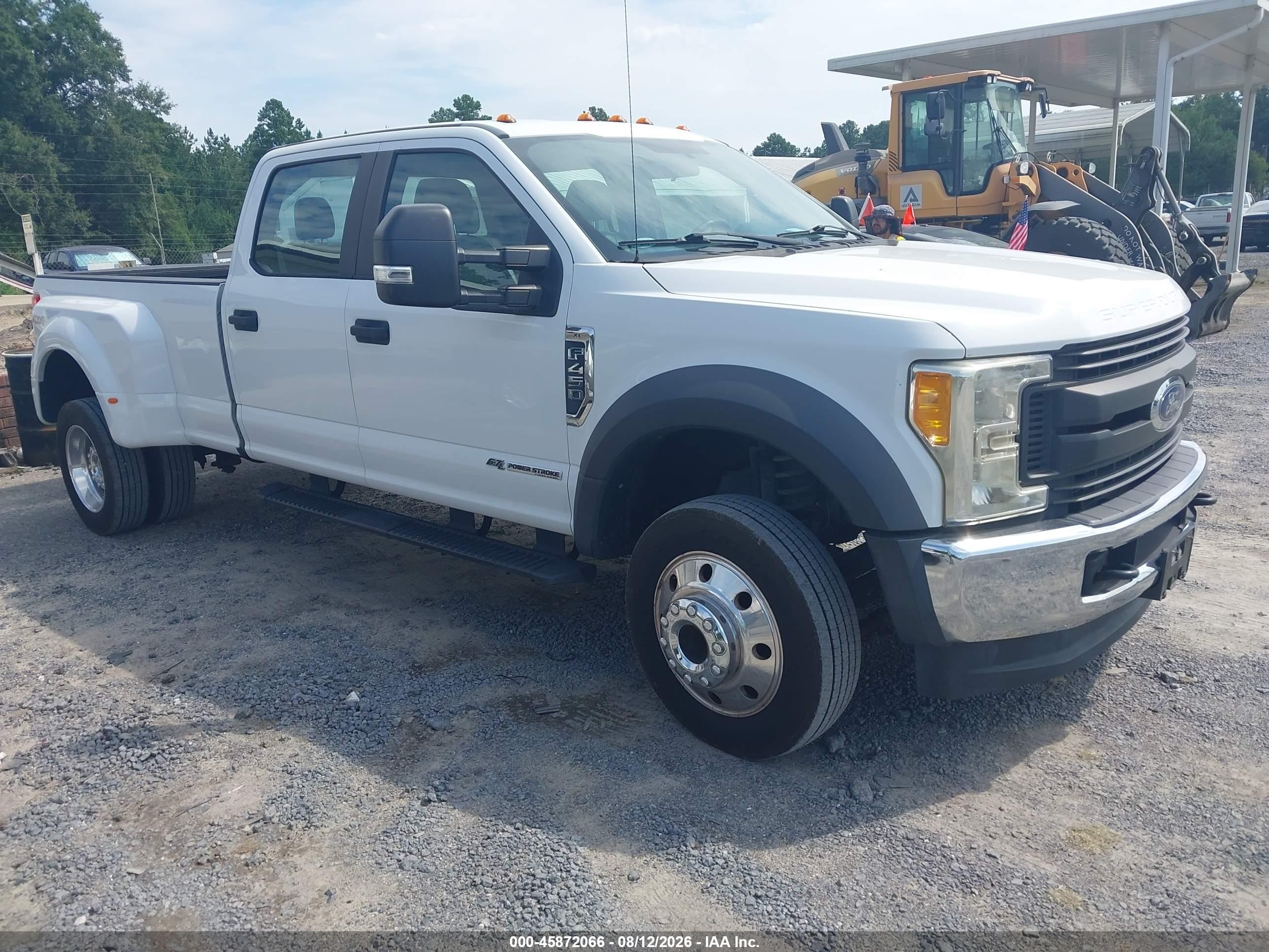2017 Ford F-450 VIN 1FT8W4DT9HED94934 — IAAI salvage auction photo