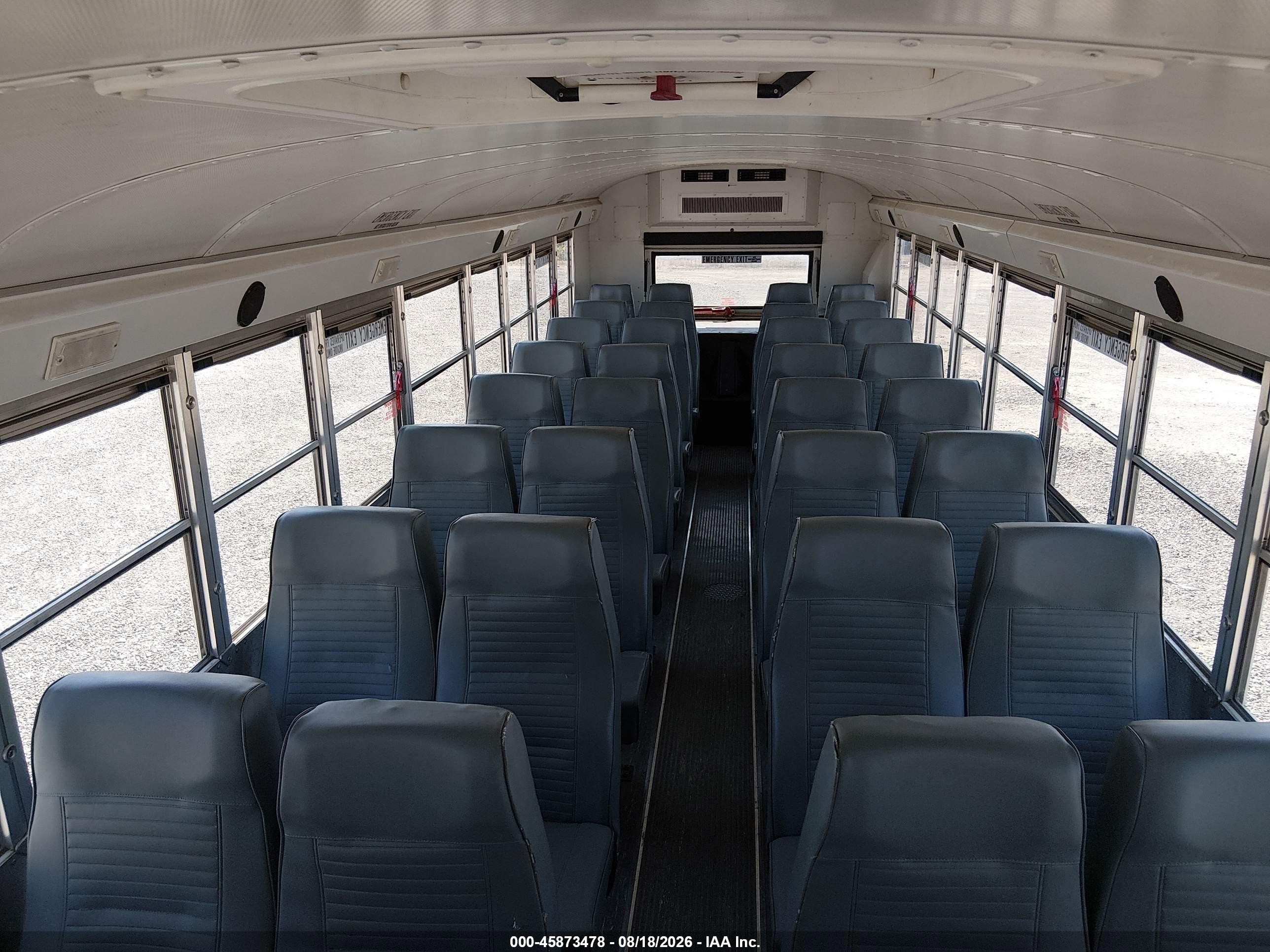 2015 Blue Bird School Bus / Transit Bus VIN 1BABNBPA2FF310462 IAAI salvage auction — Normal Wear, SF97 (Oregon), sold $17,350 on 2026-09-10 (photo 8)