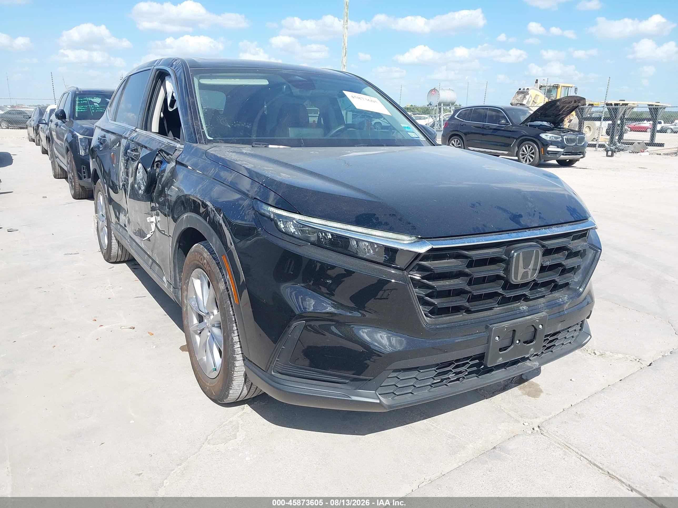 2026 Honda CR-V VIN 2HKRS3H40TH311820 — IAAI salvage auction photo