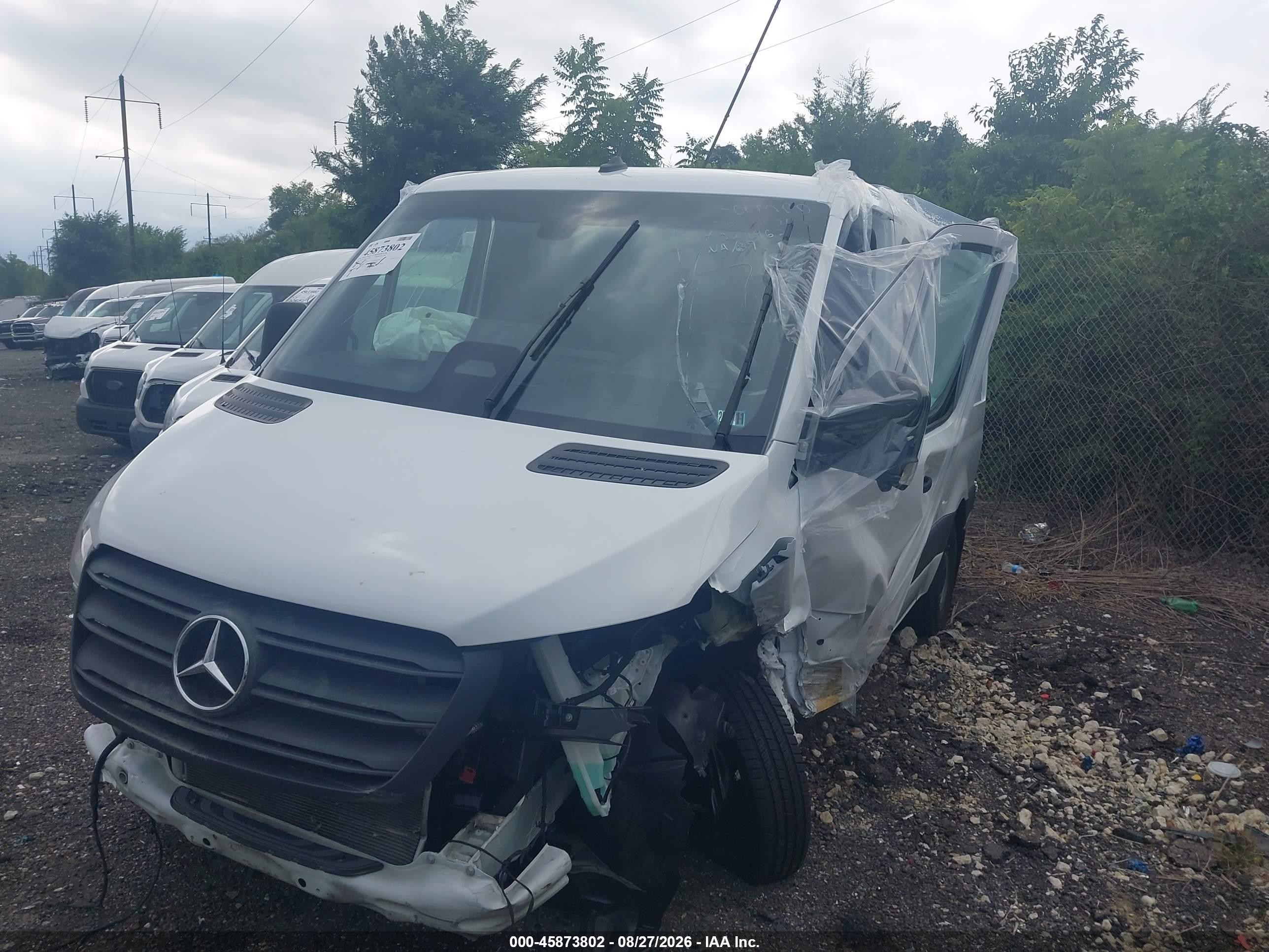 2025 Mercedes-Benz Sprinter VIN W1Y4KBHY5ST224962 IAAI salvage auction — Front End, Salvage (Pennsylvania), sold $11,350 on 2026-10-09 (photo 2)