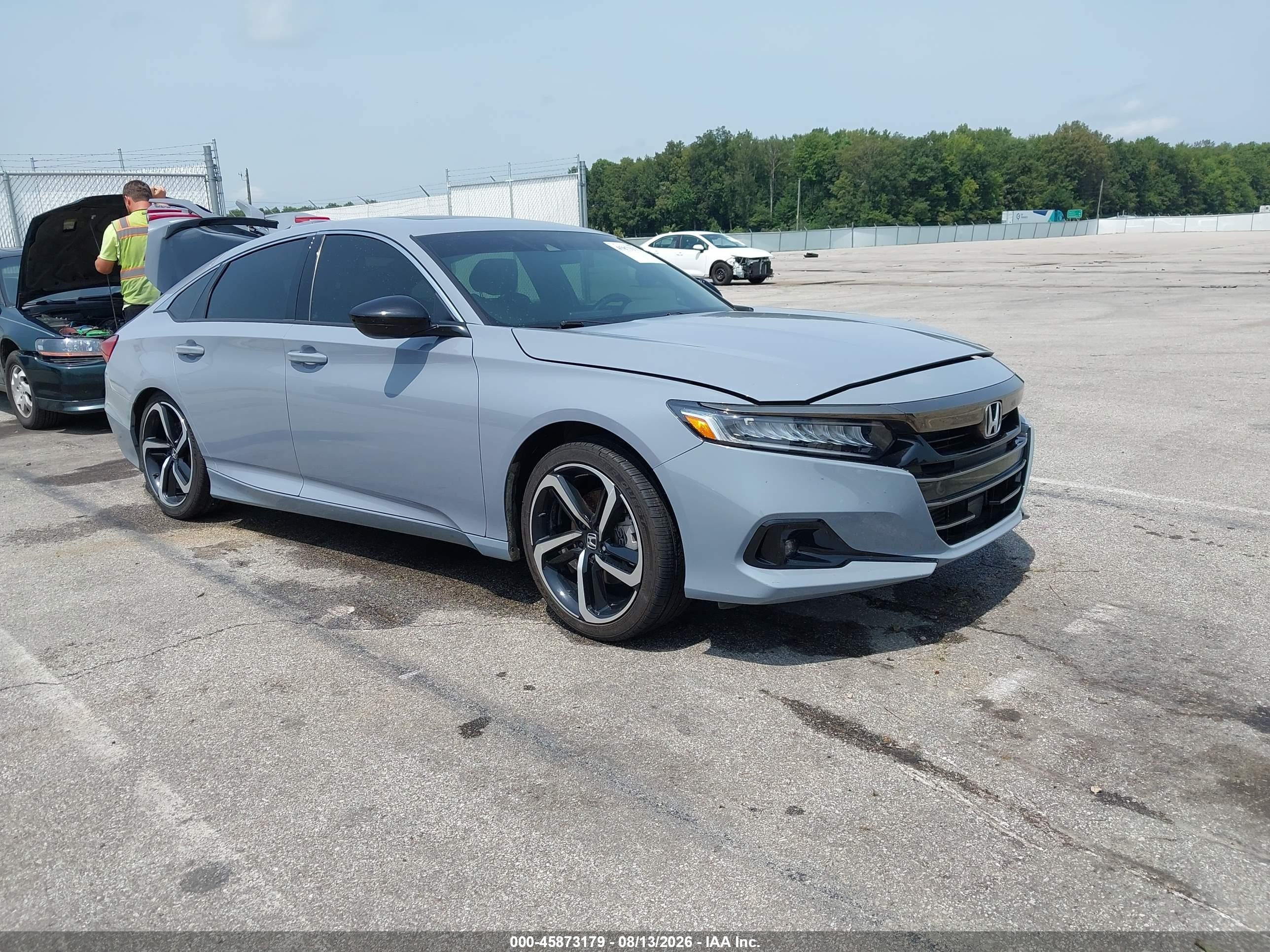 2021 Honda Accord VIN 1HGCV2F31MA002661 — IAAI salvage auction photo