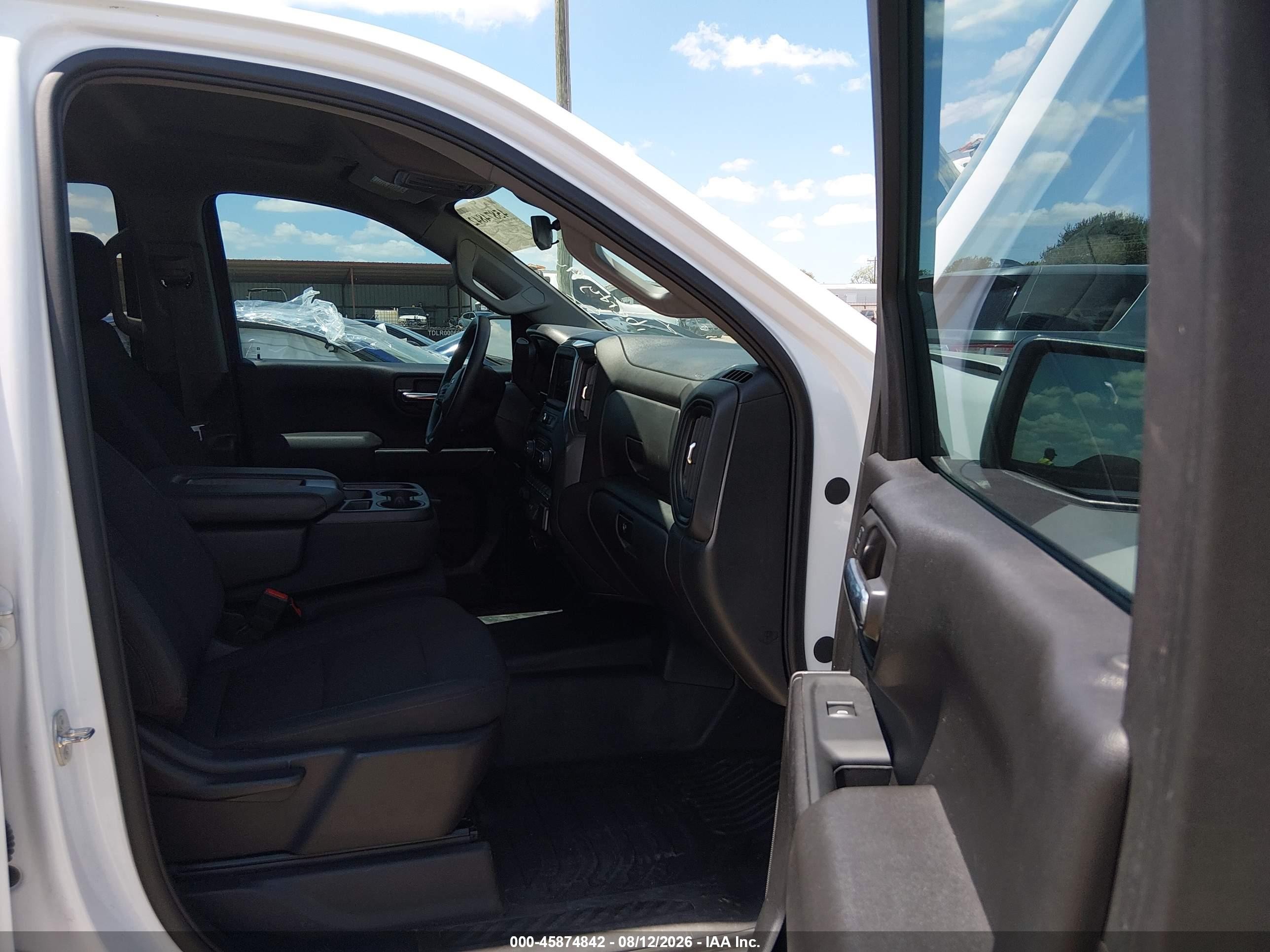 2024 Chevrolet Silverado VIN 2GCPAAED6R1198968 IAAI salvage auction — Top/Roof, Clear (Montana), sold $23,800 on 2026-08-20 (photo 5)