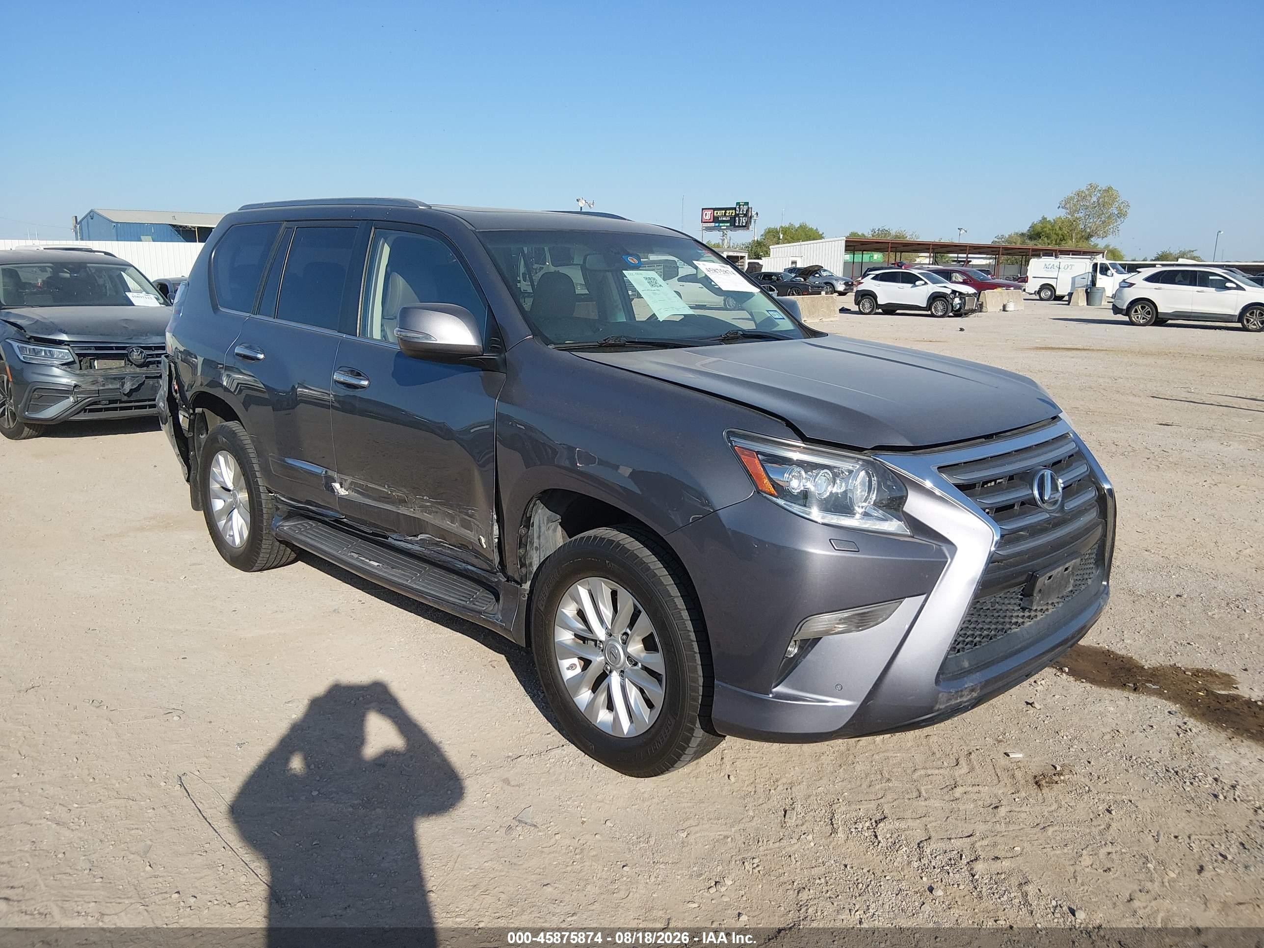 2016 Lexus GX 460 VIN JTJBM7FX1G5134584 — IAAI salvage auction photo